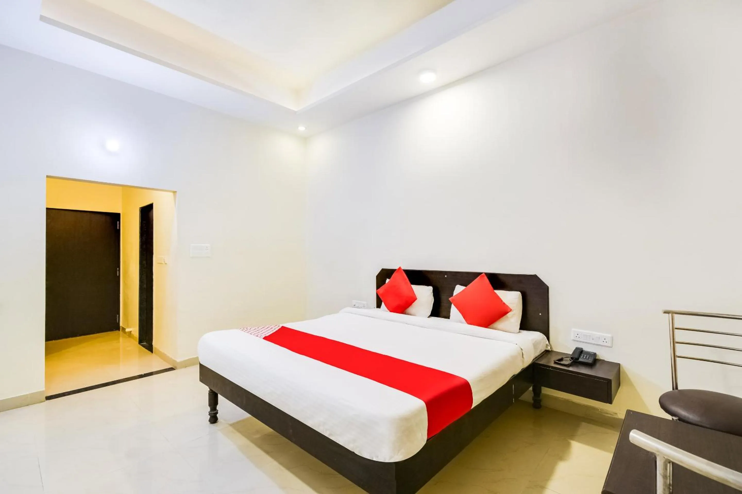 Bedroom in Hotel O The Thar Mid Way Hotel And Restaurant