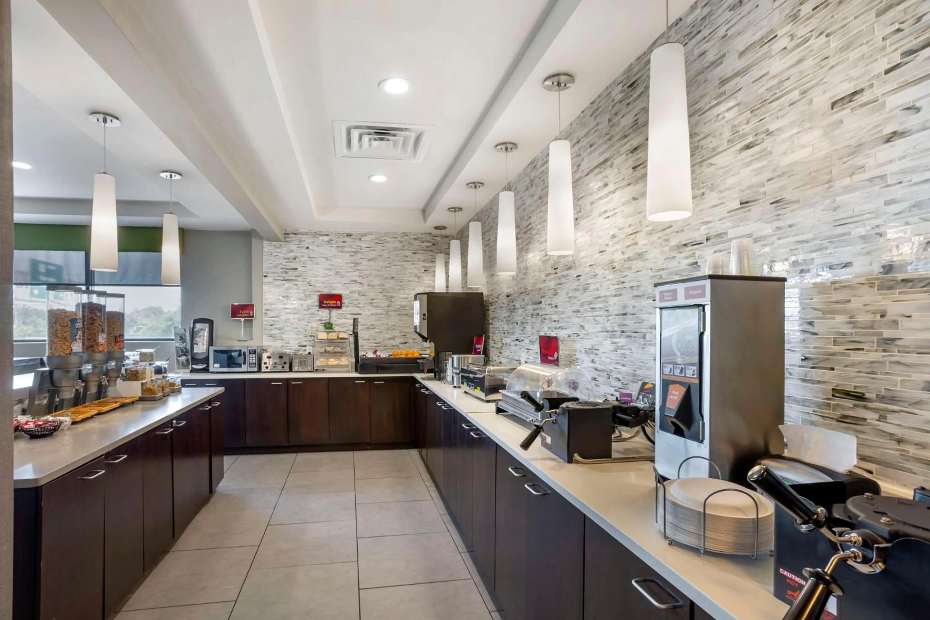 Breakfast in Best Western Plus Philadelphia-Pennsauken Hotel