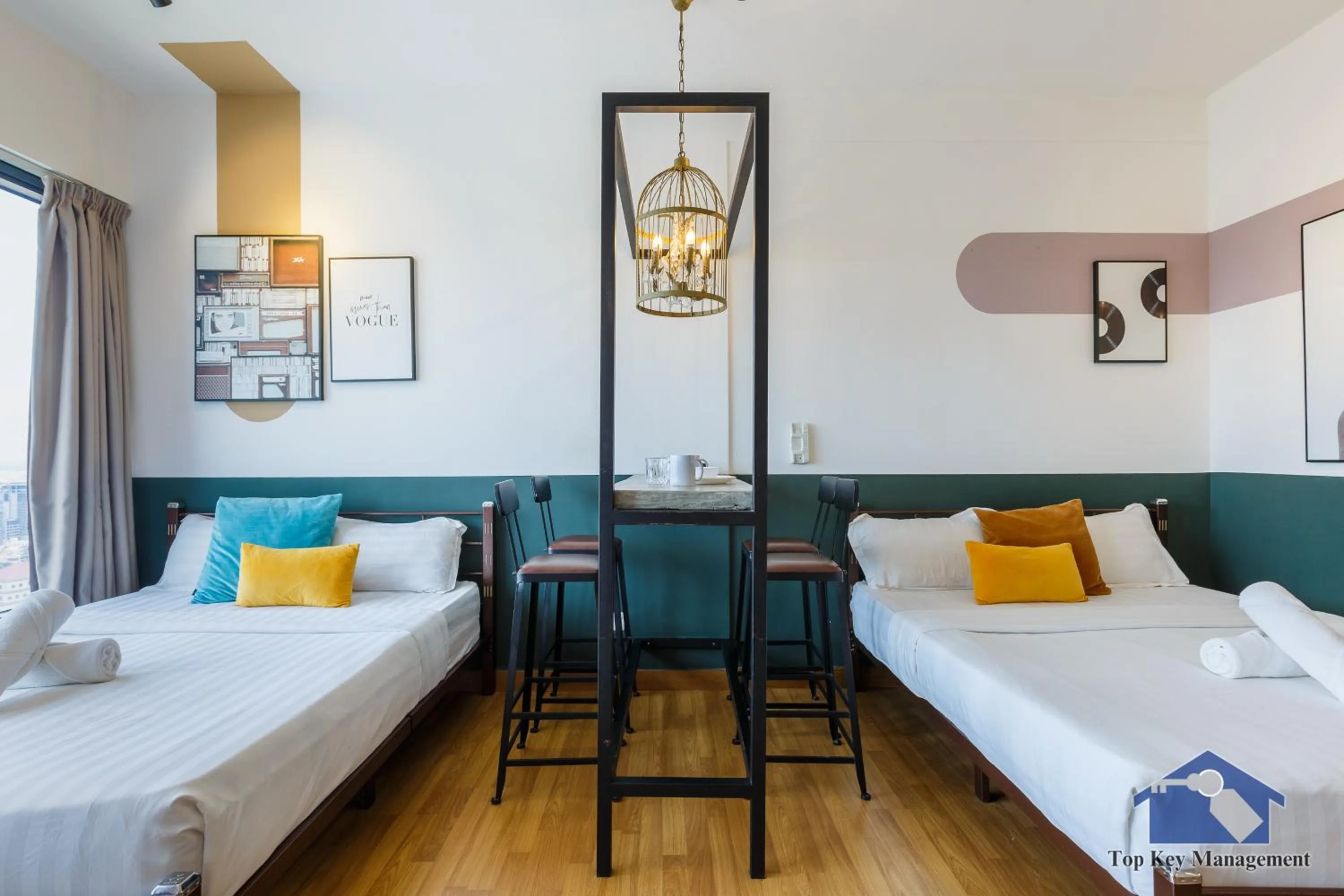 Bed in Tropicana 218 Macalister