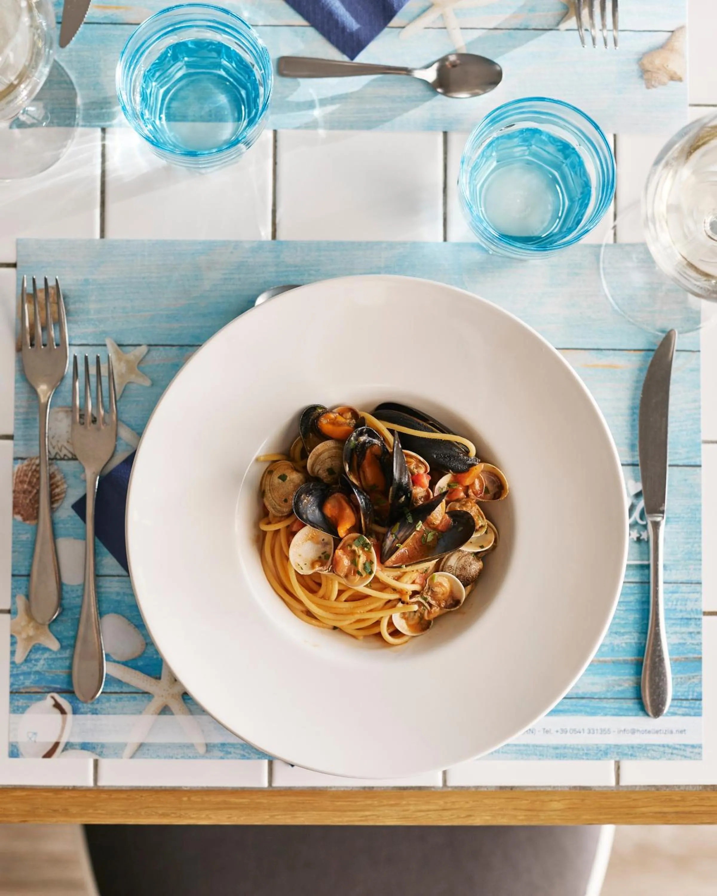 Restaurant/places to eat in Hotel Letizia