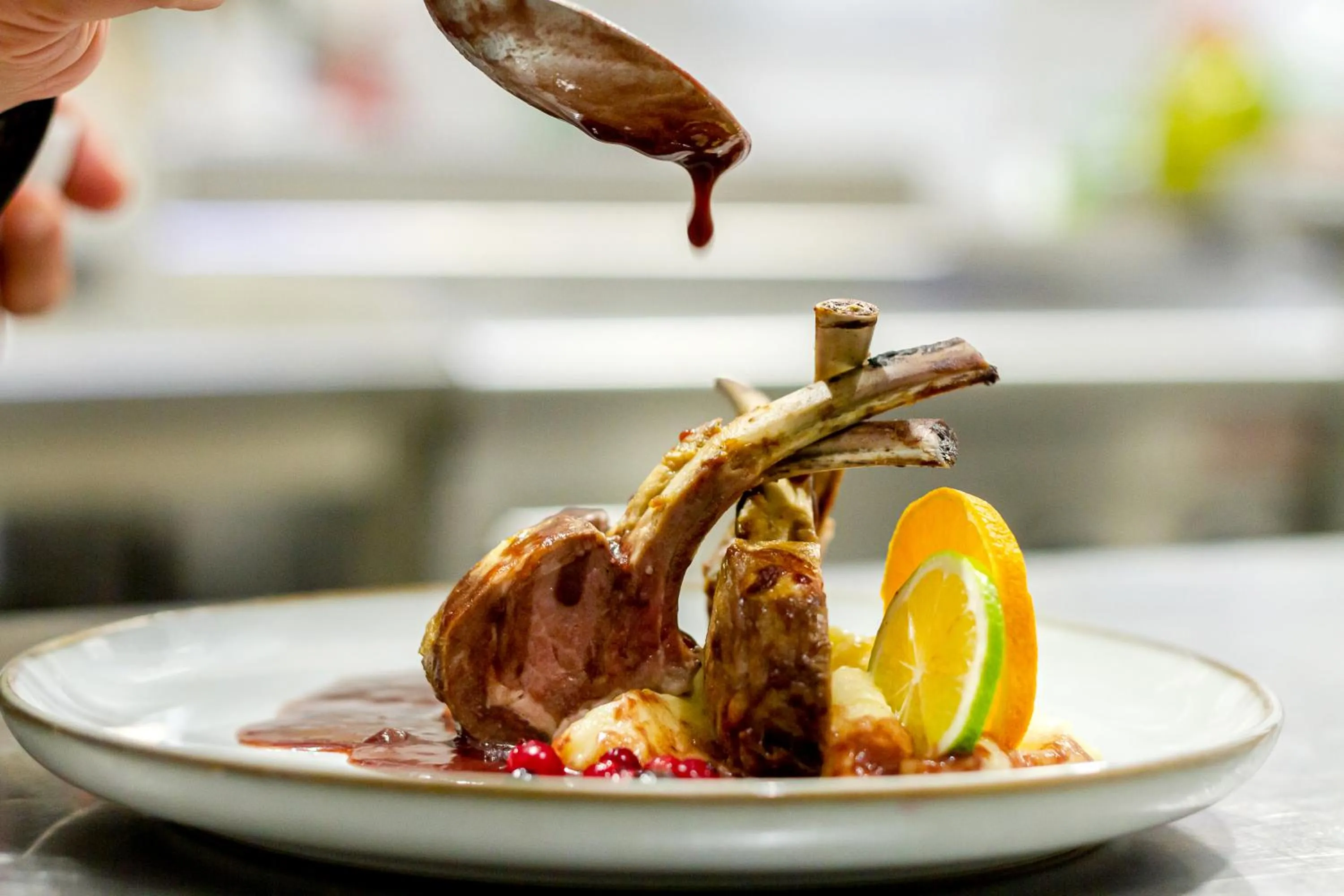 Restaurant/places to eat in In Gold Hotel & Spa