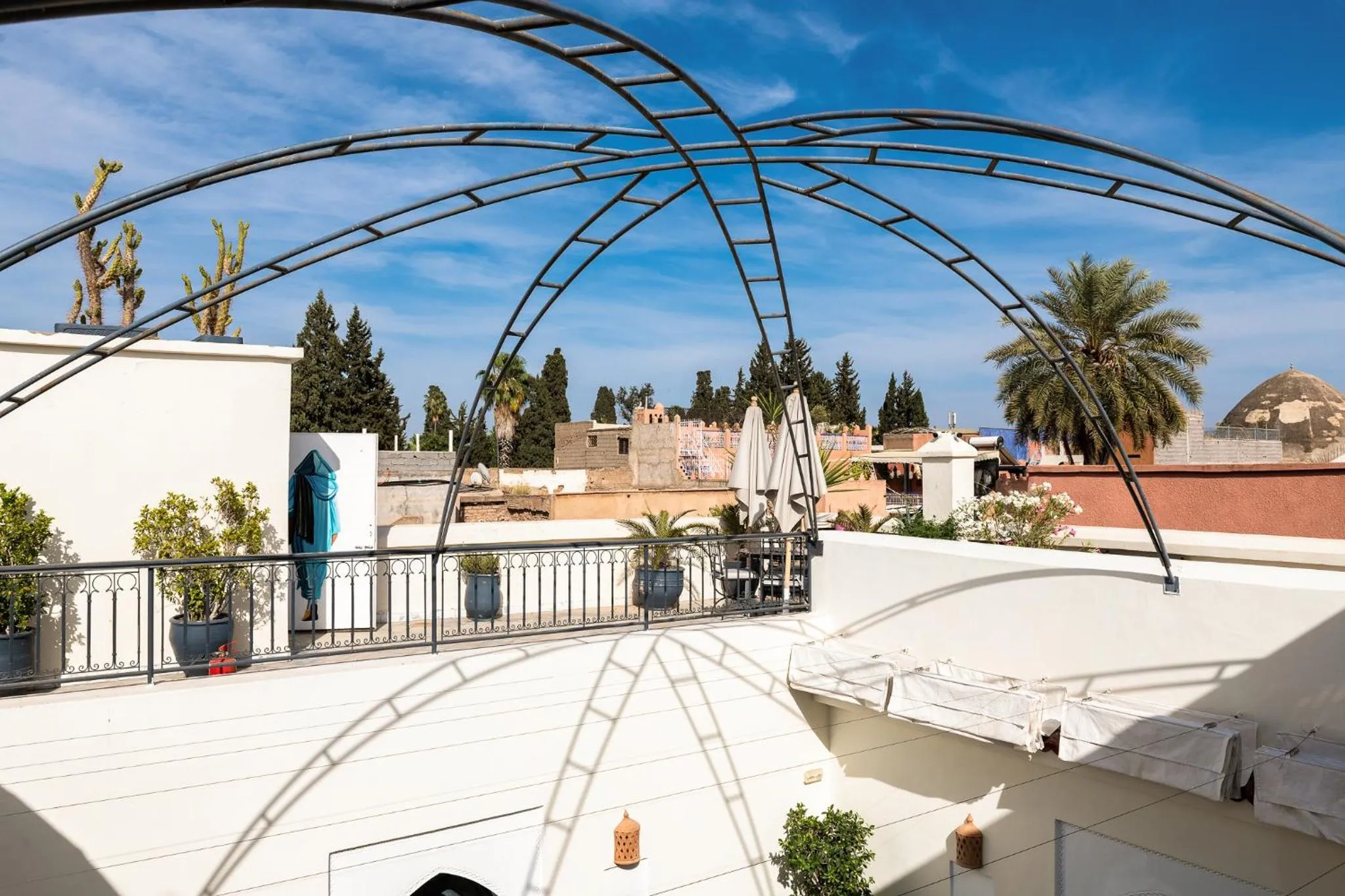 Area and facilities in Riad D'ari