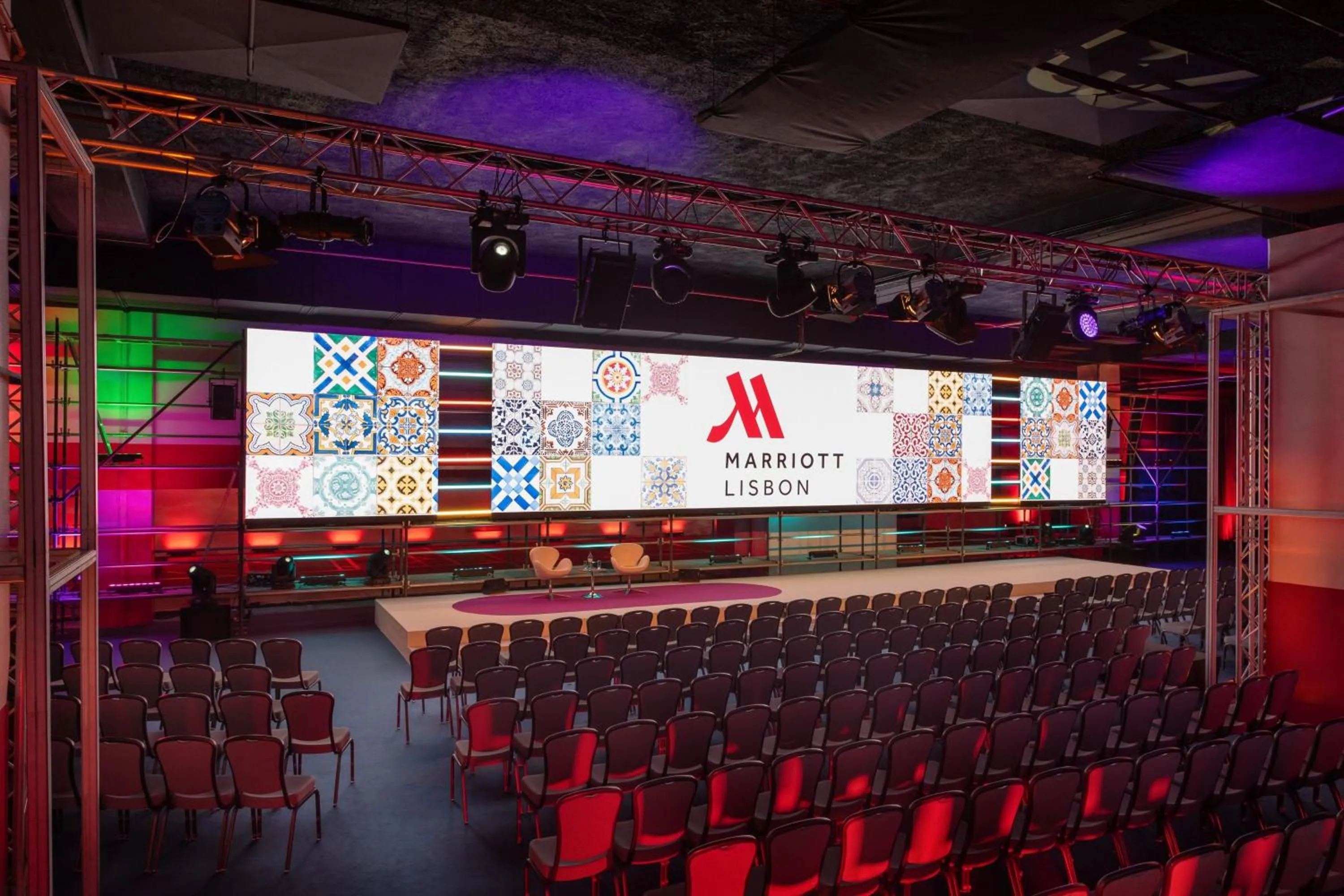 Meeting/conference room in Lisbon Marriott Hotel