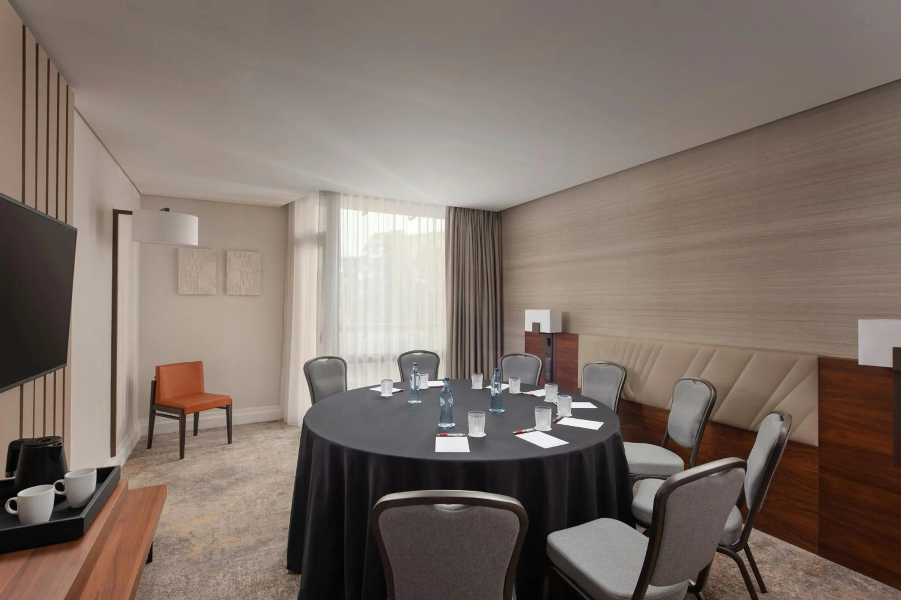 Meeting/conference room in Lisbon Marriott Hotel