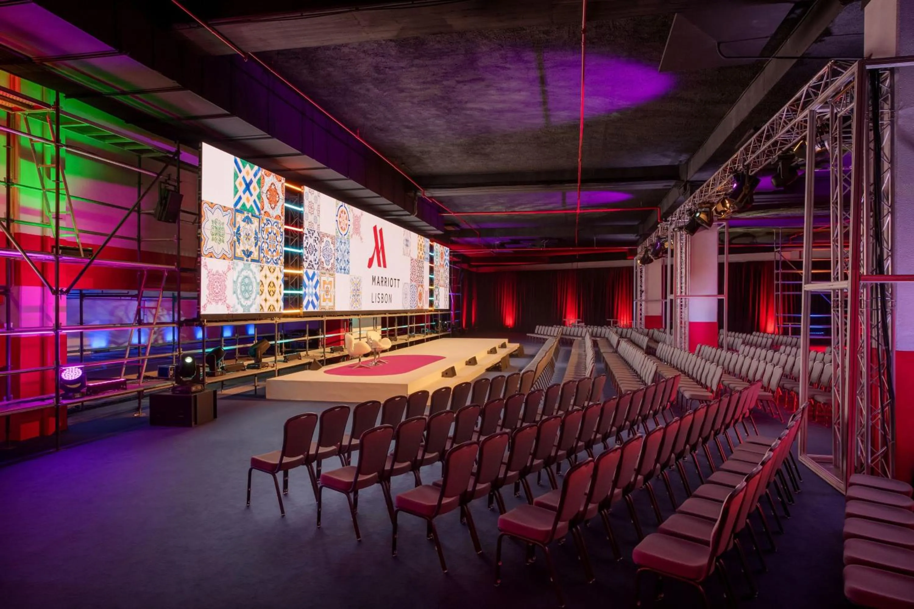 Meeting/conference room in Lisbon Marriott Hotel