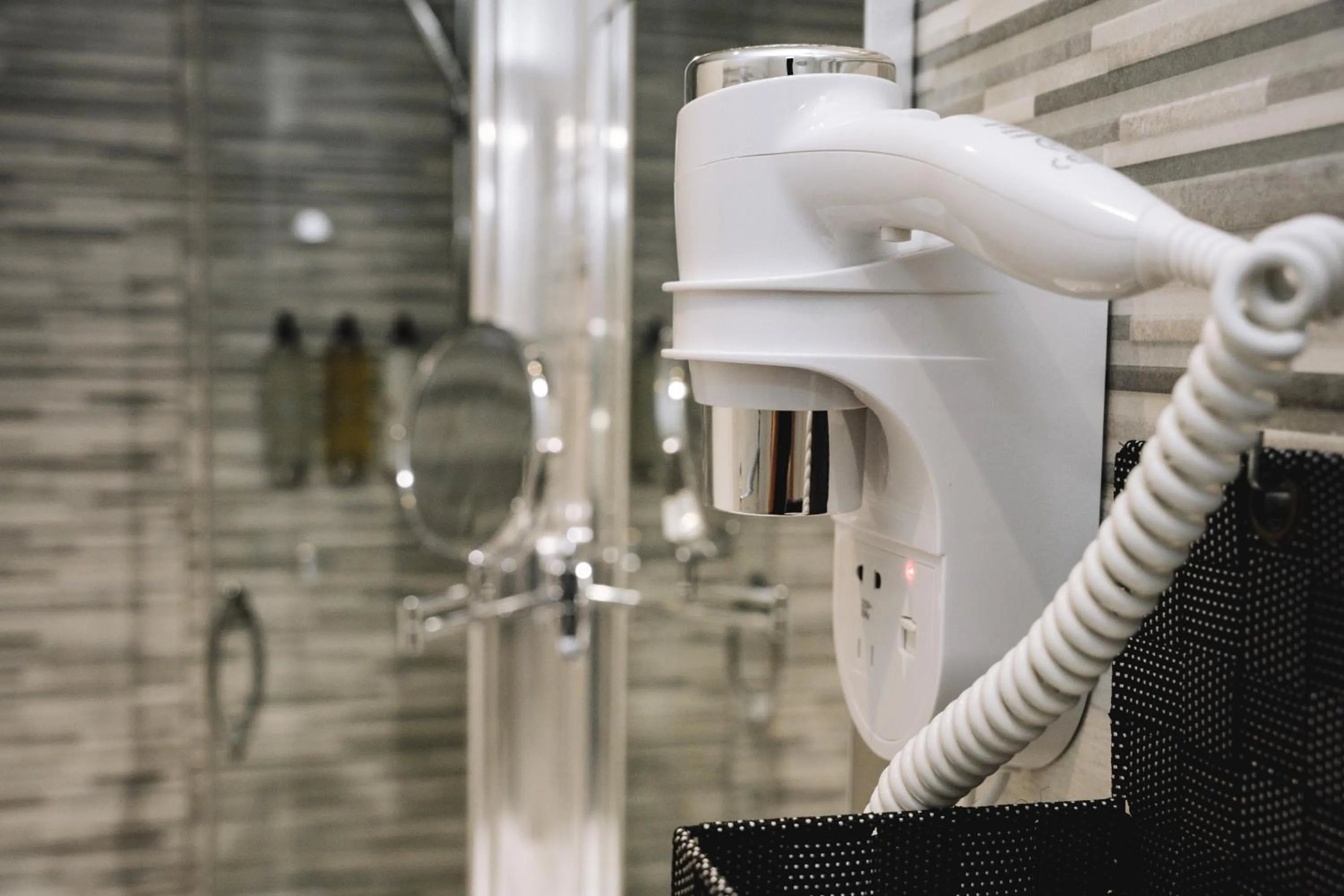 Bathroom in 47 Steps