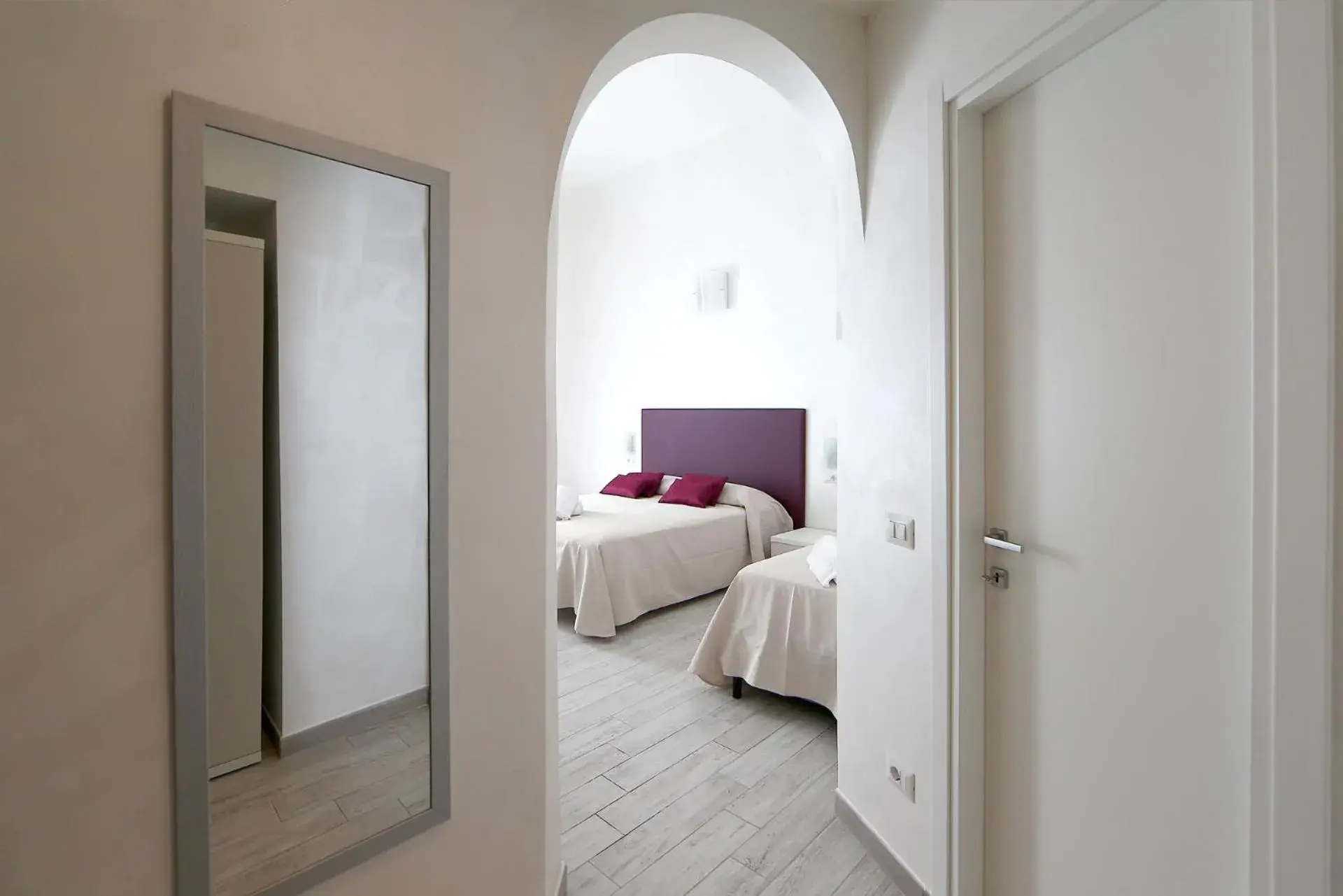 Photo of the whole room, Bed in 47 Steps Photo of the whole room, Bed in 47 Steps