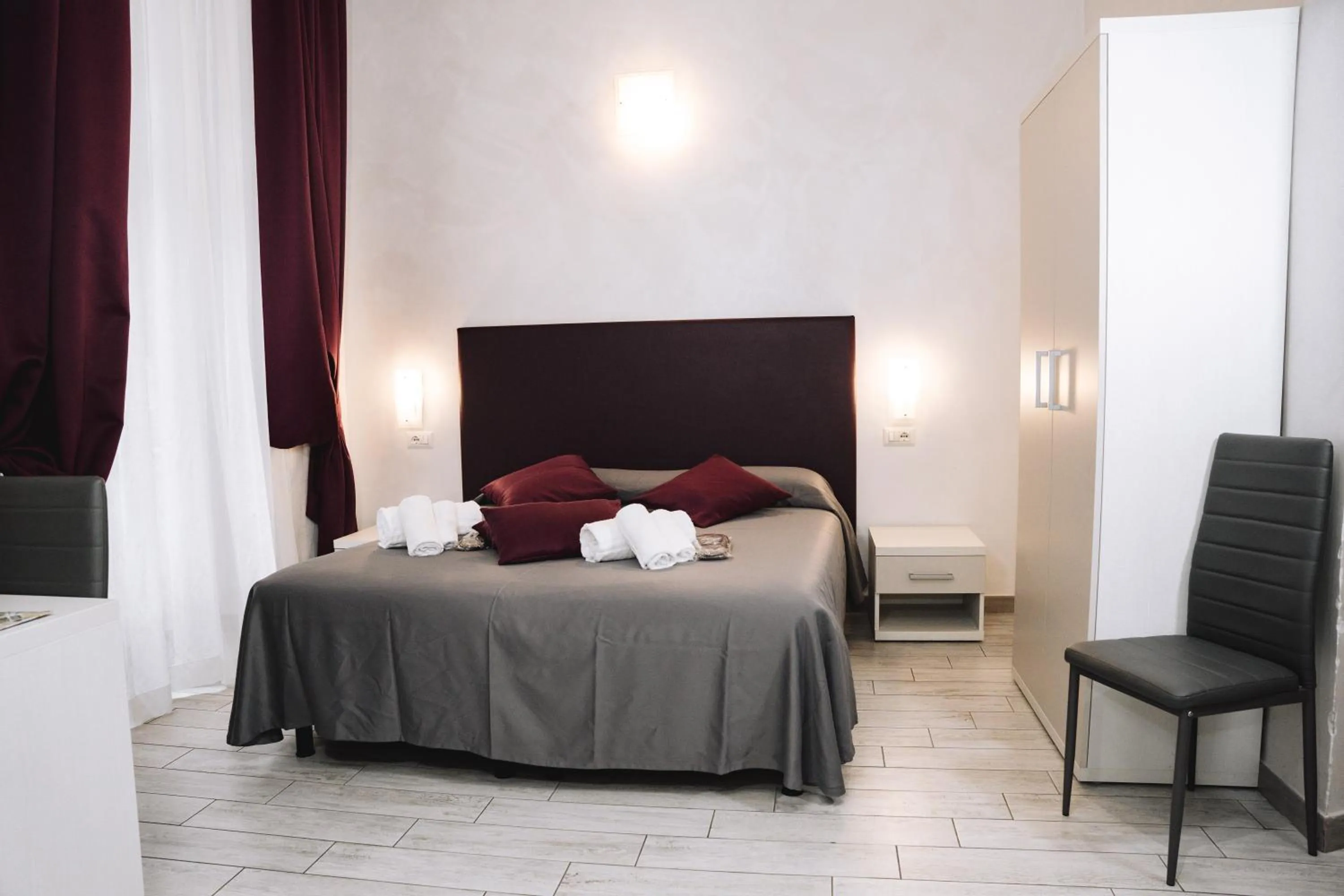 Bedroom, Bed in 47 Steps