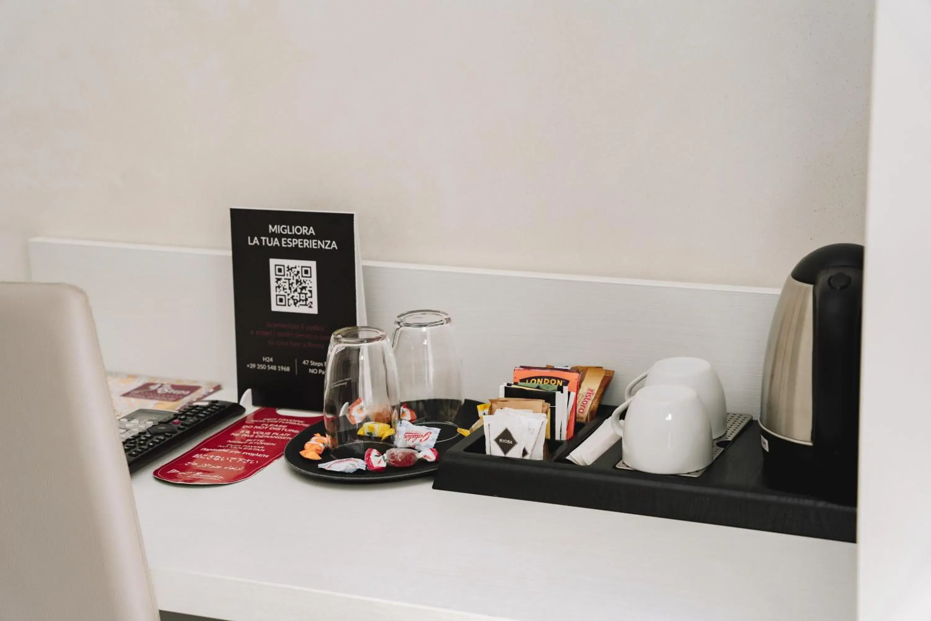 Coffee/tea facilities in 47 Steps Coffee/tea facilities in 47 Steps