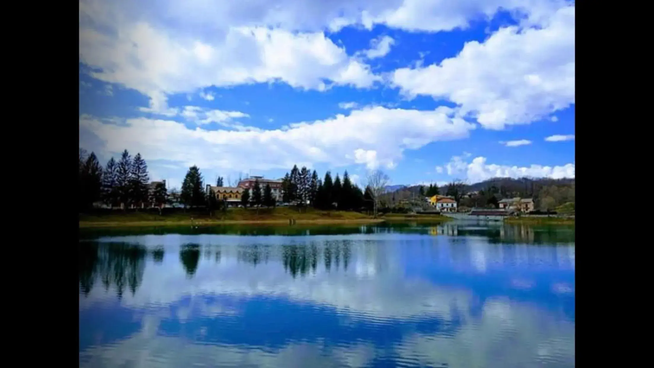 Deluxe Double or Twin Room with Lake View - single occupancy in B&B Lanziani Deluxe Double or Twin Room with Lake View - single occupancy in B&B Lanziani