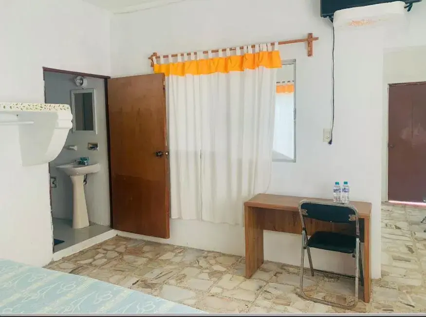 Superior Quadruple Room in Hotel Puerto Villamar Superior Quadruple Room in Hotel Puerto Villamar