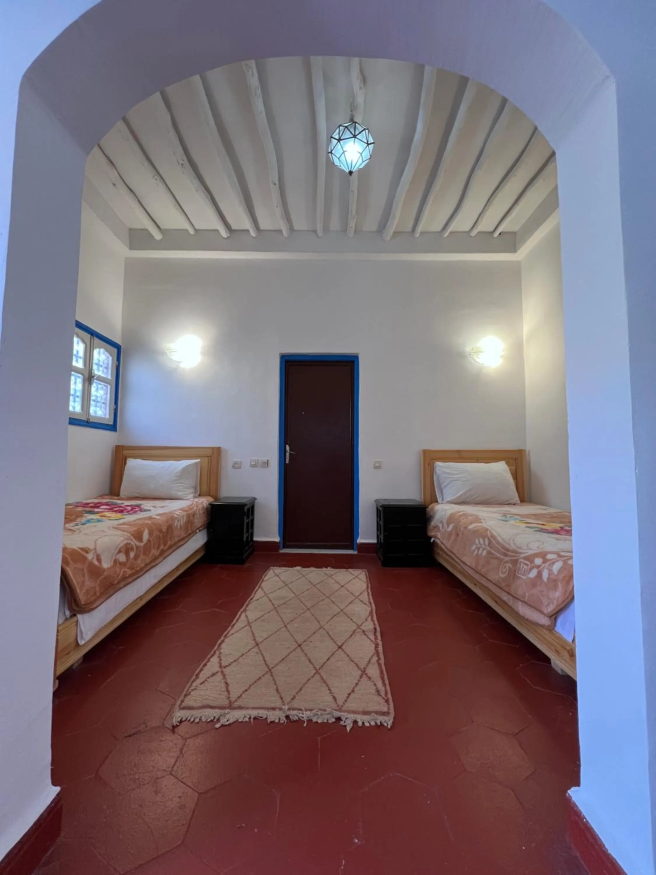 Bed in Hotel L'Arganier d'Ammelne