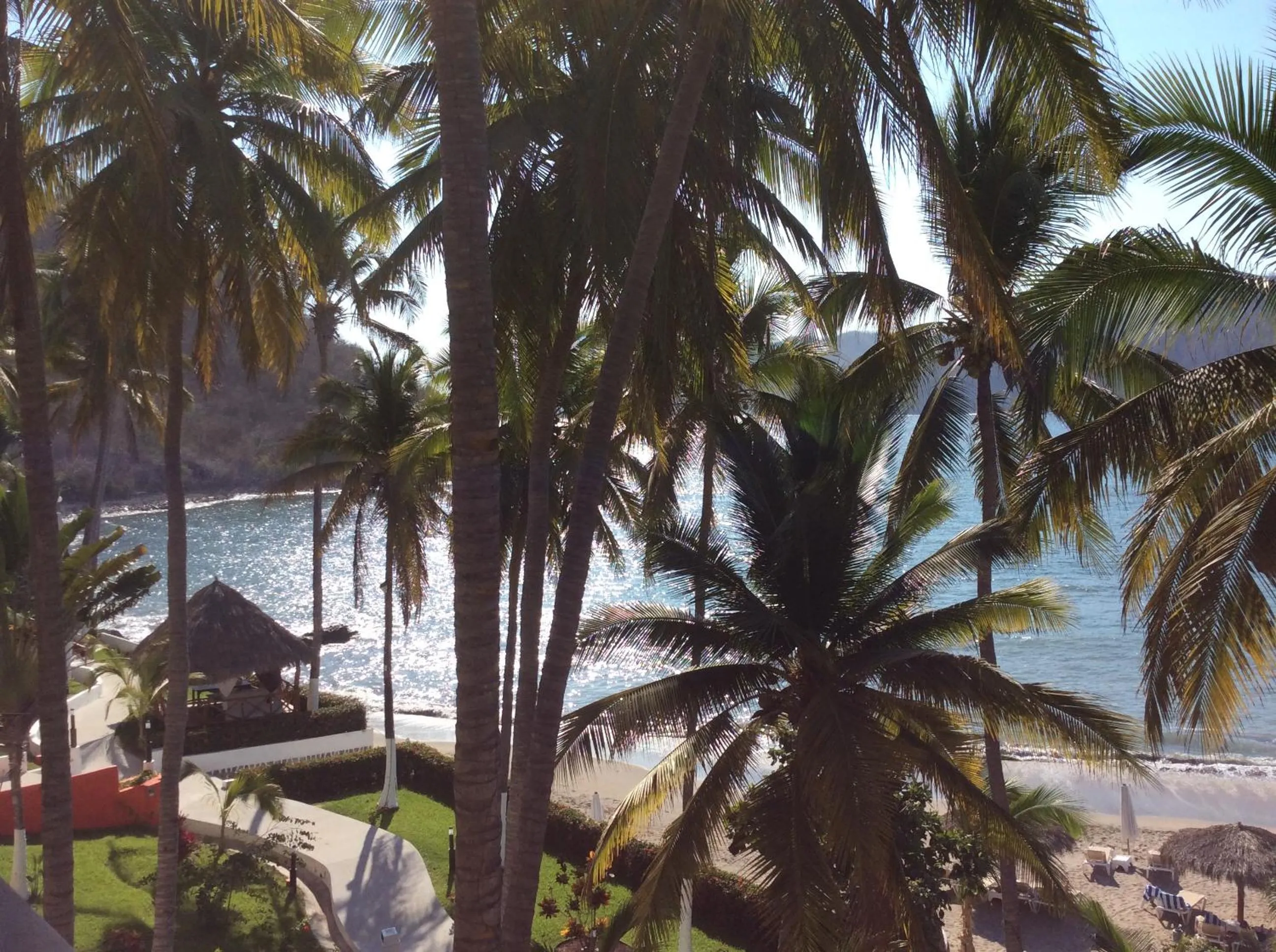 Beach in La Quinta Gran Bahía, Cuastecomates - Todo Incluido