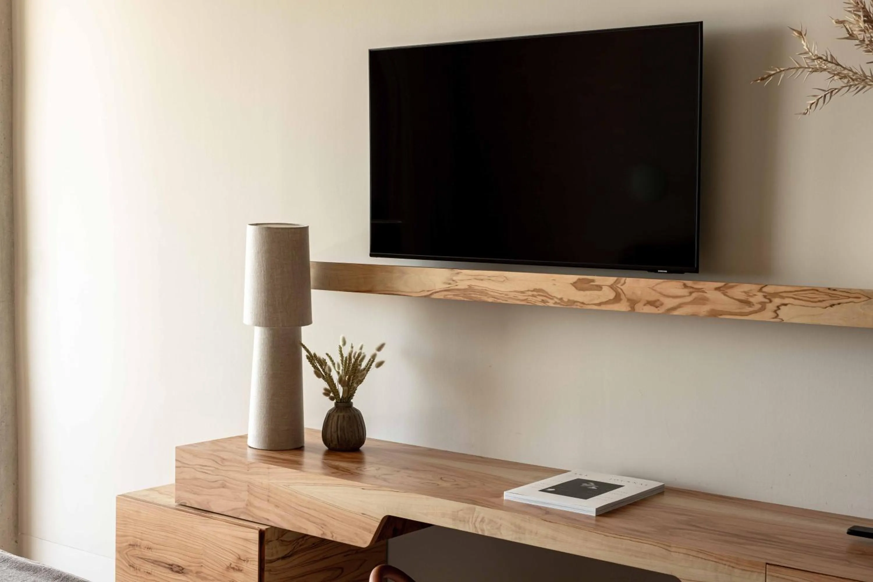 TV and multimedia in Upon Vila - Alcochete Hotel