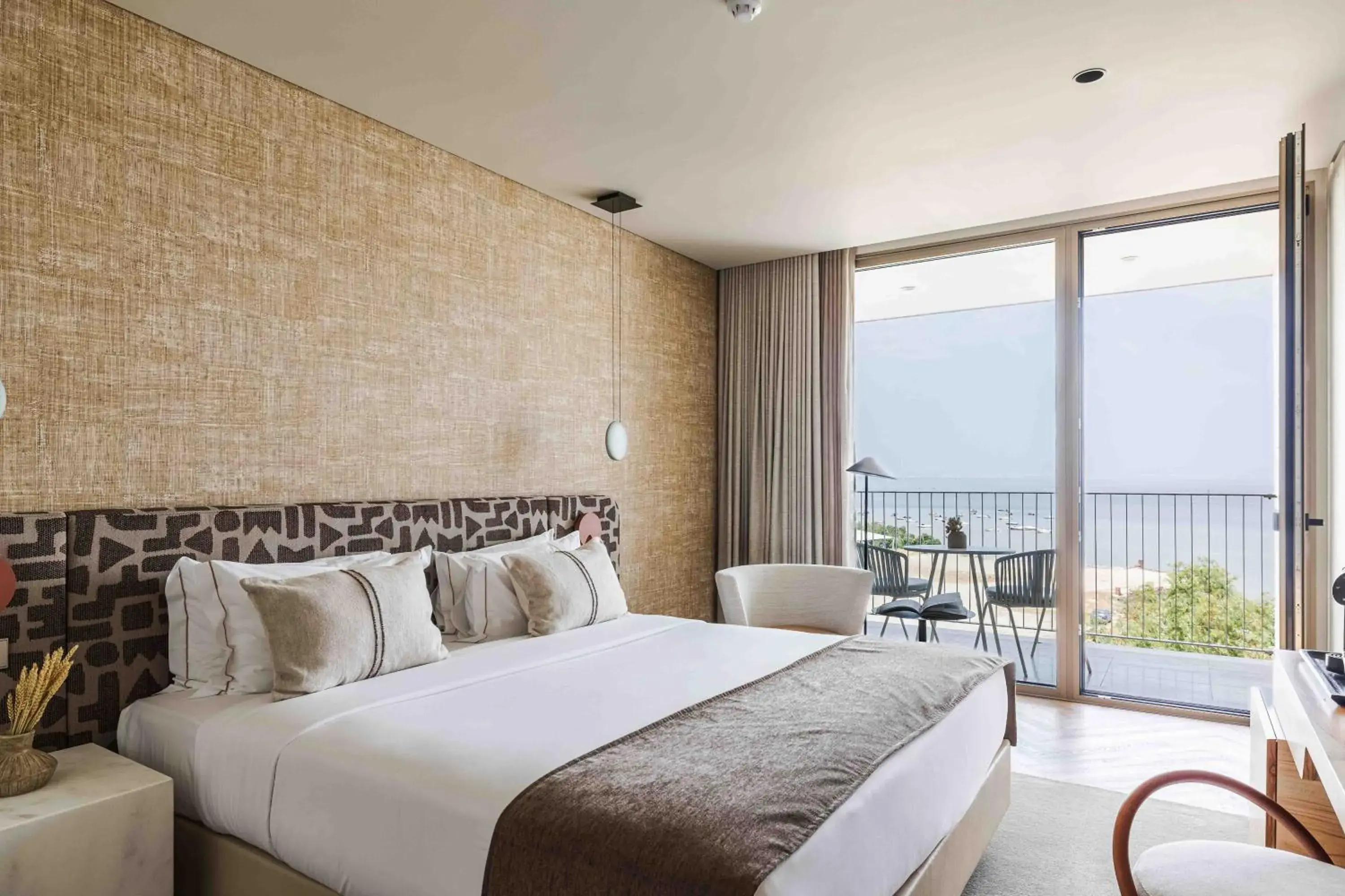 Double or Twin Room with River View in Upon Vila - Alcochete Hotel Double or Twin Room with River View in Upon Vila - Alcochete Hotel