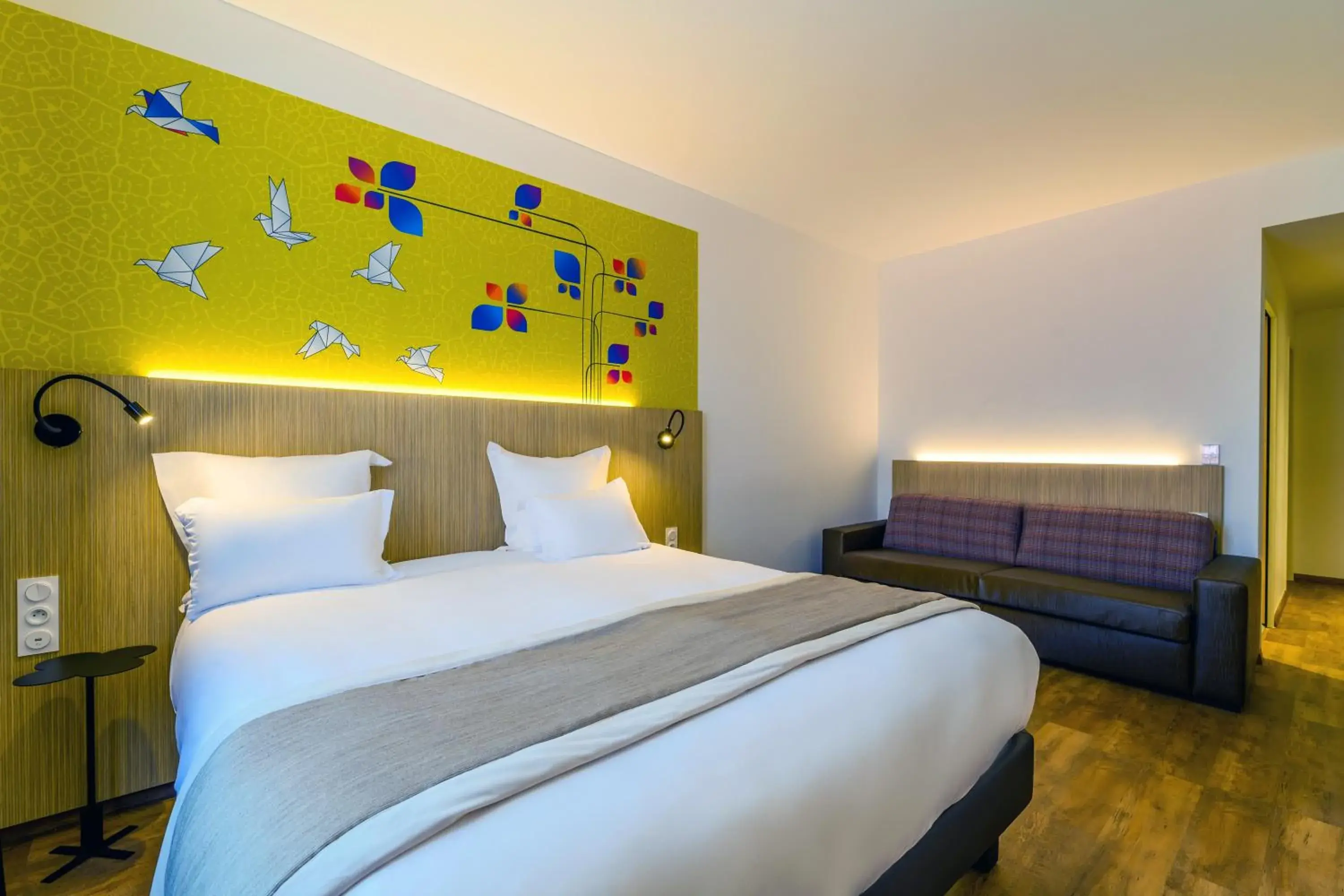 Bed in Kyriad Prestige Amiens Poulainville - Hotel and Spa Bed in Kyriad Prestige Amiens Poulainville - Hotel and Spa