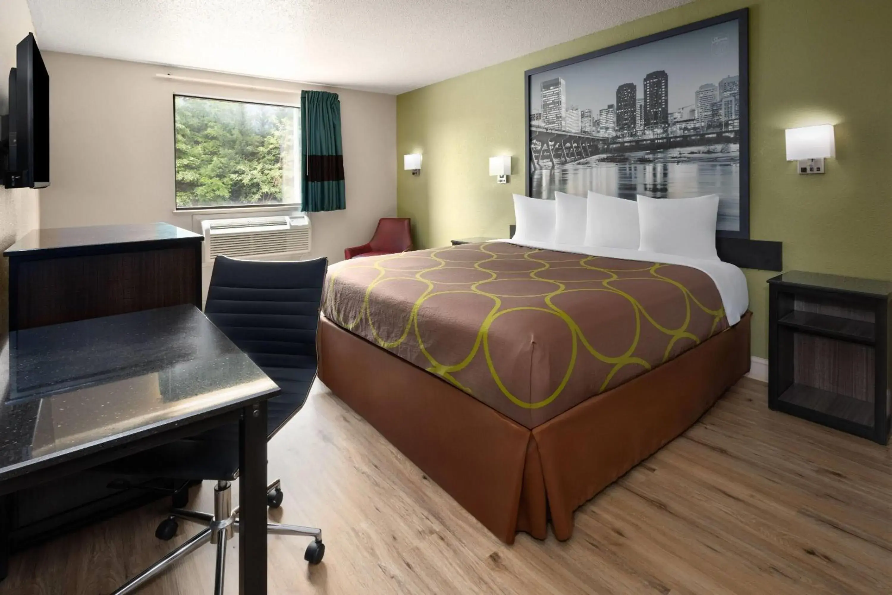 Photo of the whole room, Bed in Super 8 by Wyndham Richmond Midlothian Turnpike Photo of the whole room, Bed in Super 8 by Wyndham Richmond Midlothian Turnpike