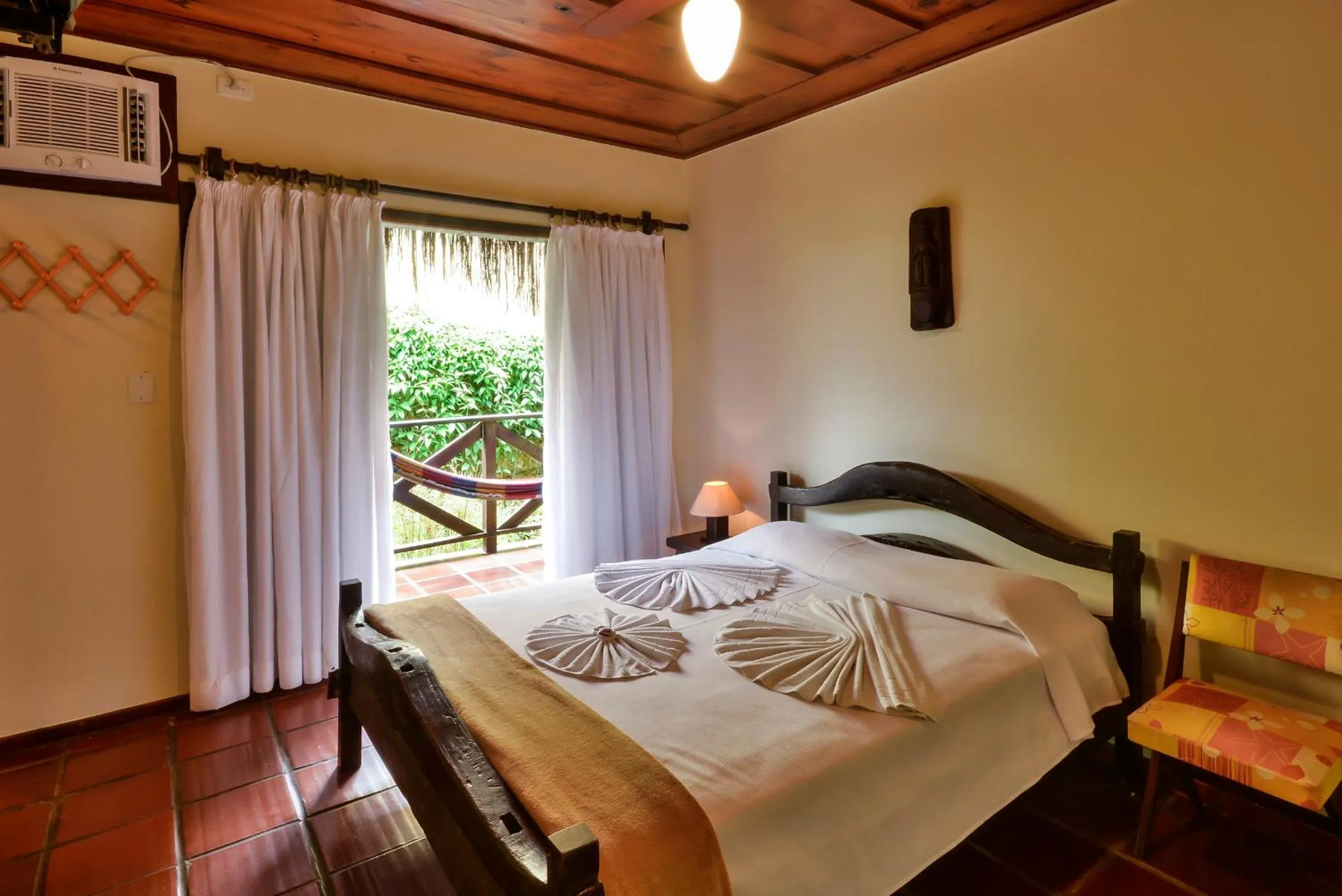 Day, Bed in Pousada Estalagem Casa Grande