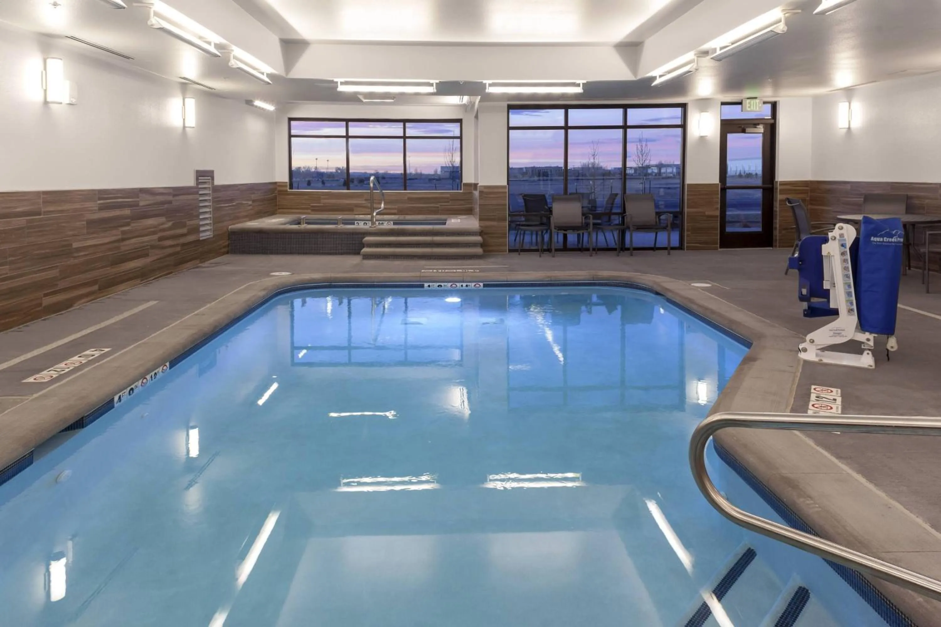 Swimming pool in Fairfield Inn & Suites by Marriott Fort Collins South