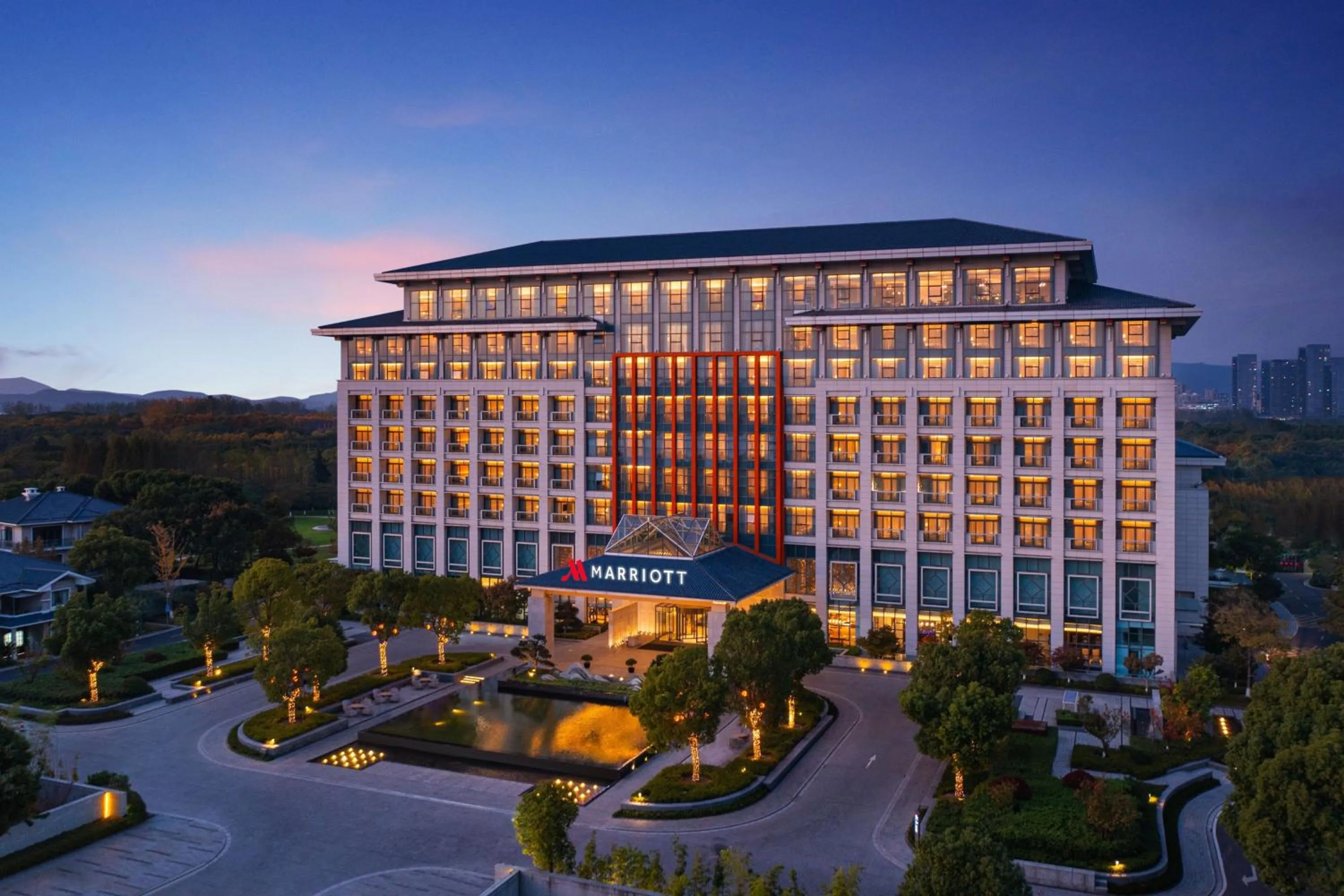 Property building in Wuxi Marriott Hotel Lihu Lake