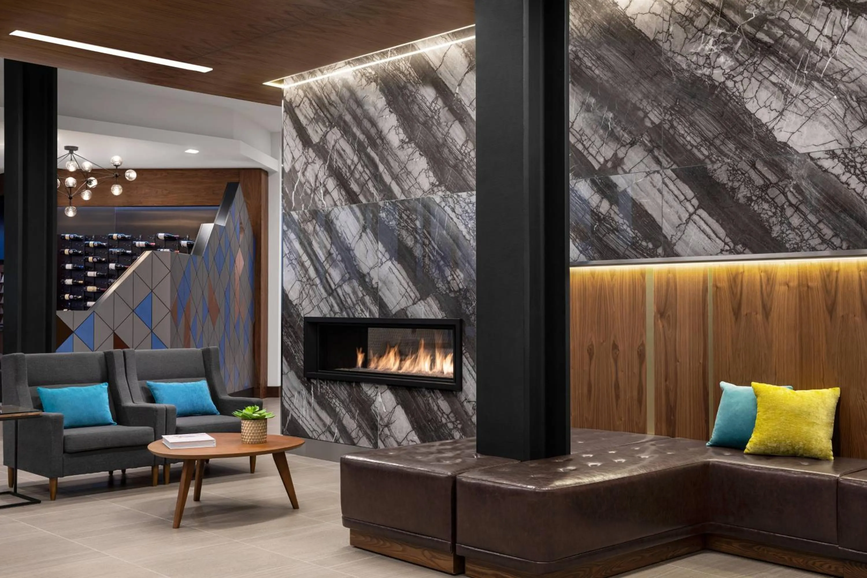 Lobby or reception in Delta Hotels by Marriott Thunder Bay