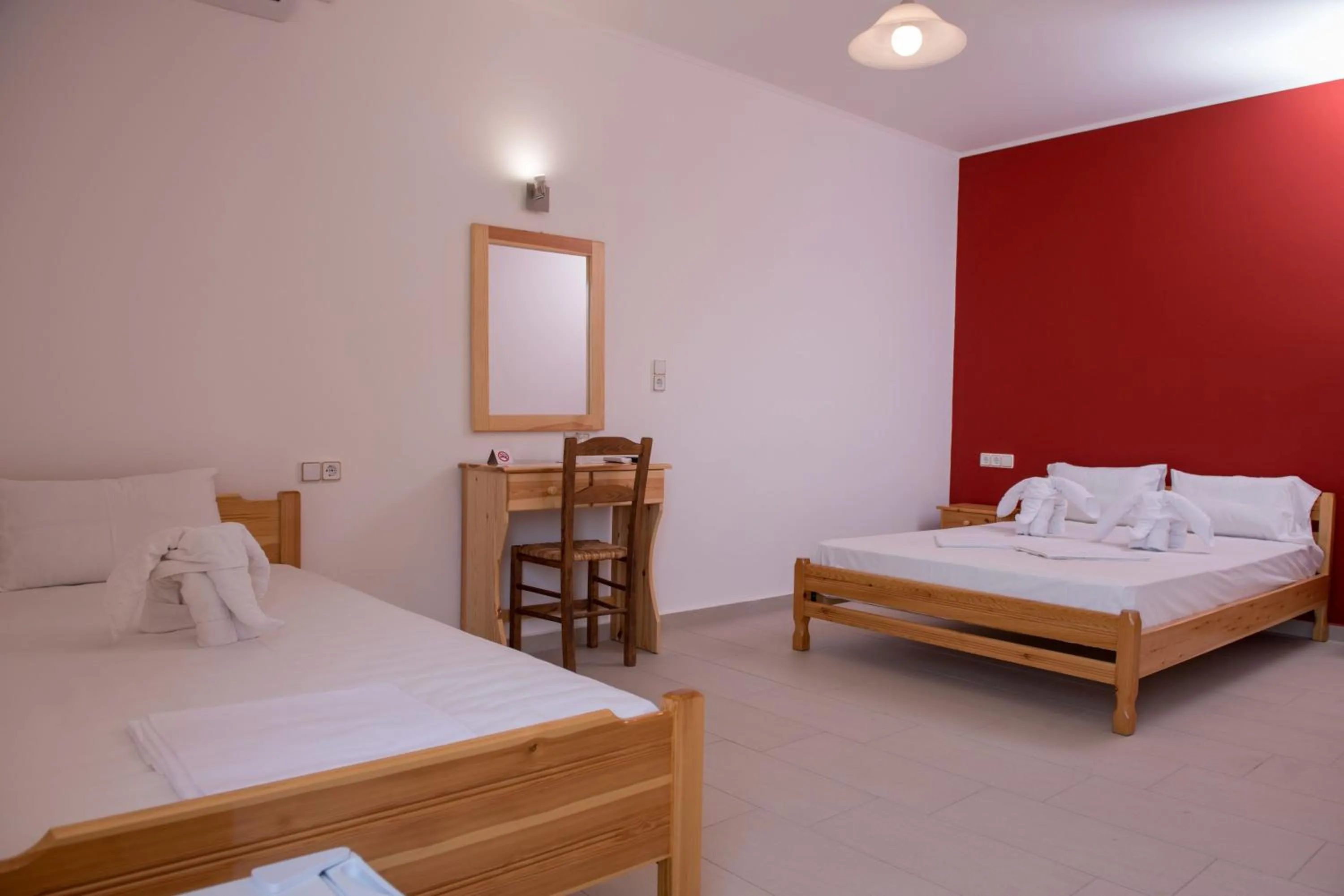 Photo of the whole room in Paradise Matala Hotel