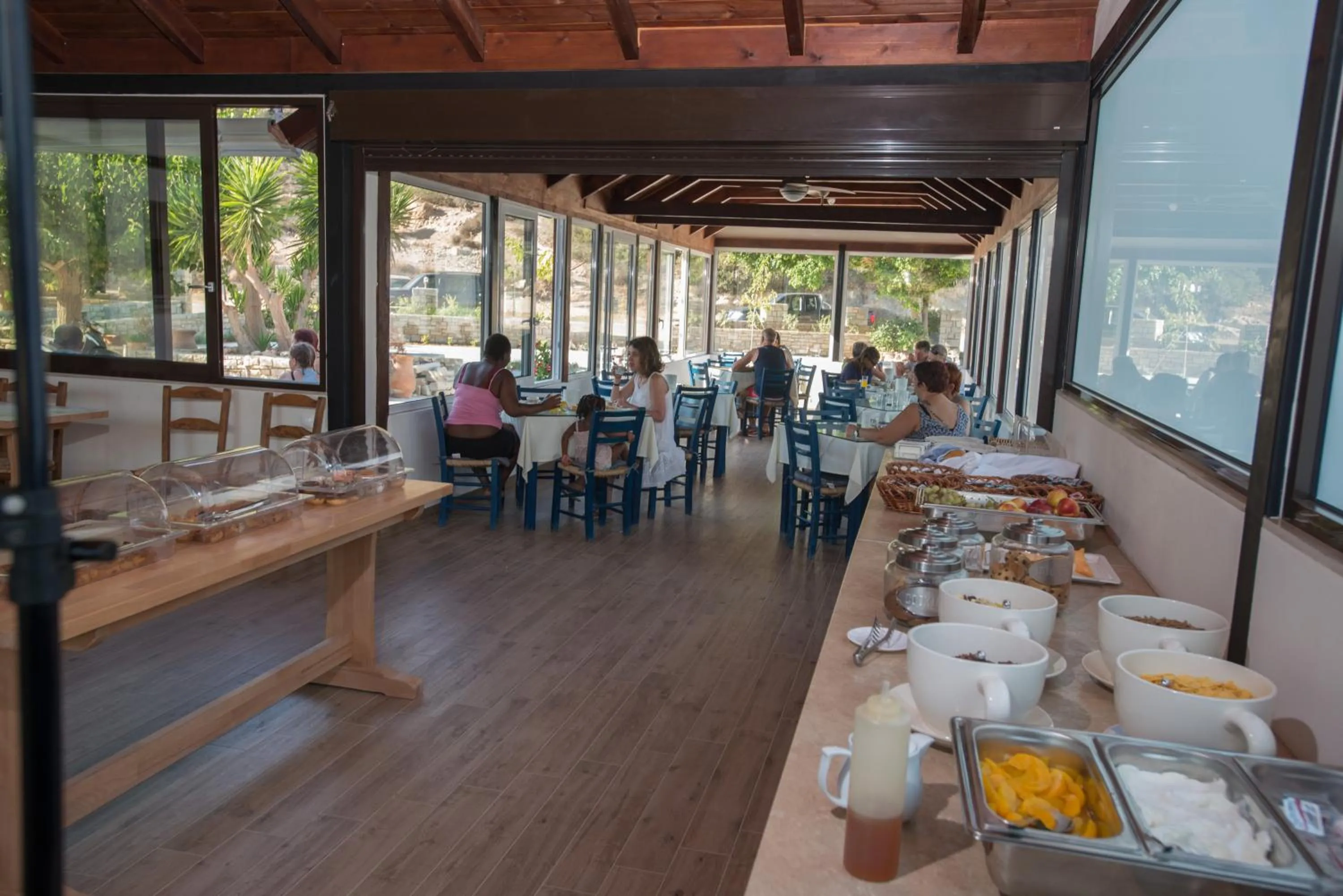 Breakfast in Paradise Matala Hotel