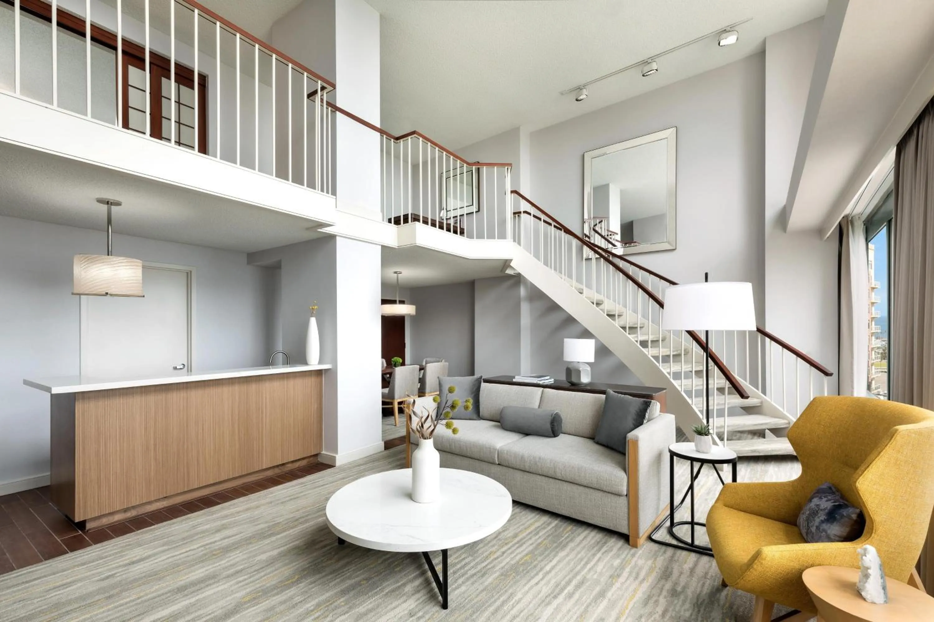 Photo of the whole room in The Westin Long Beach