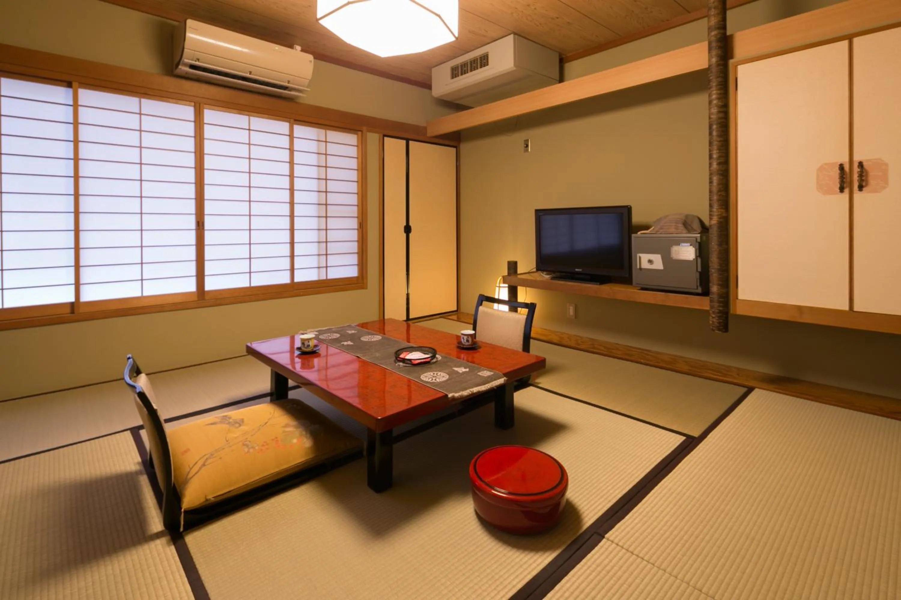 Living room in Shima-Onsen Toshimaya