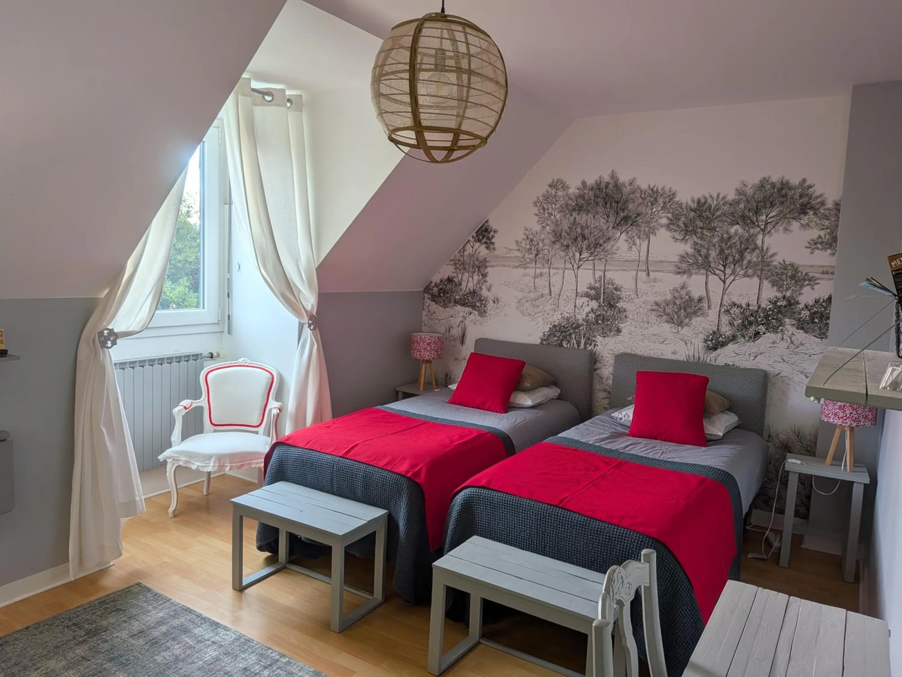 Bedroom, Bed in Plage du Pont - Chambres d'Hôtes