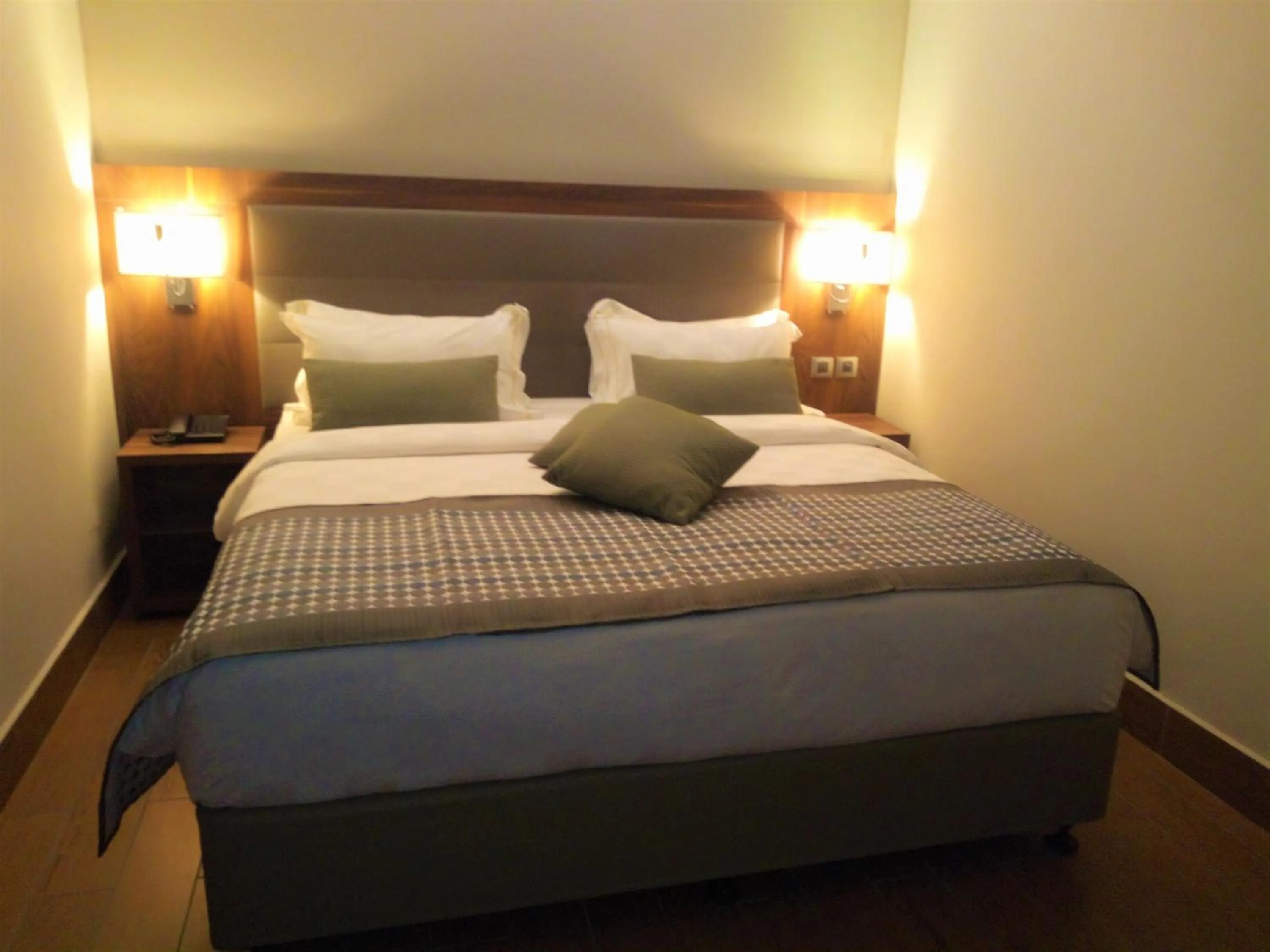 Bed in Hotel La Falaise Bonapriso