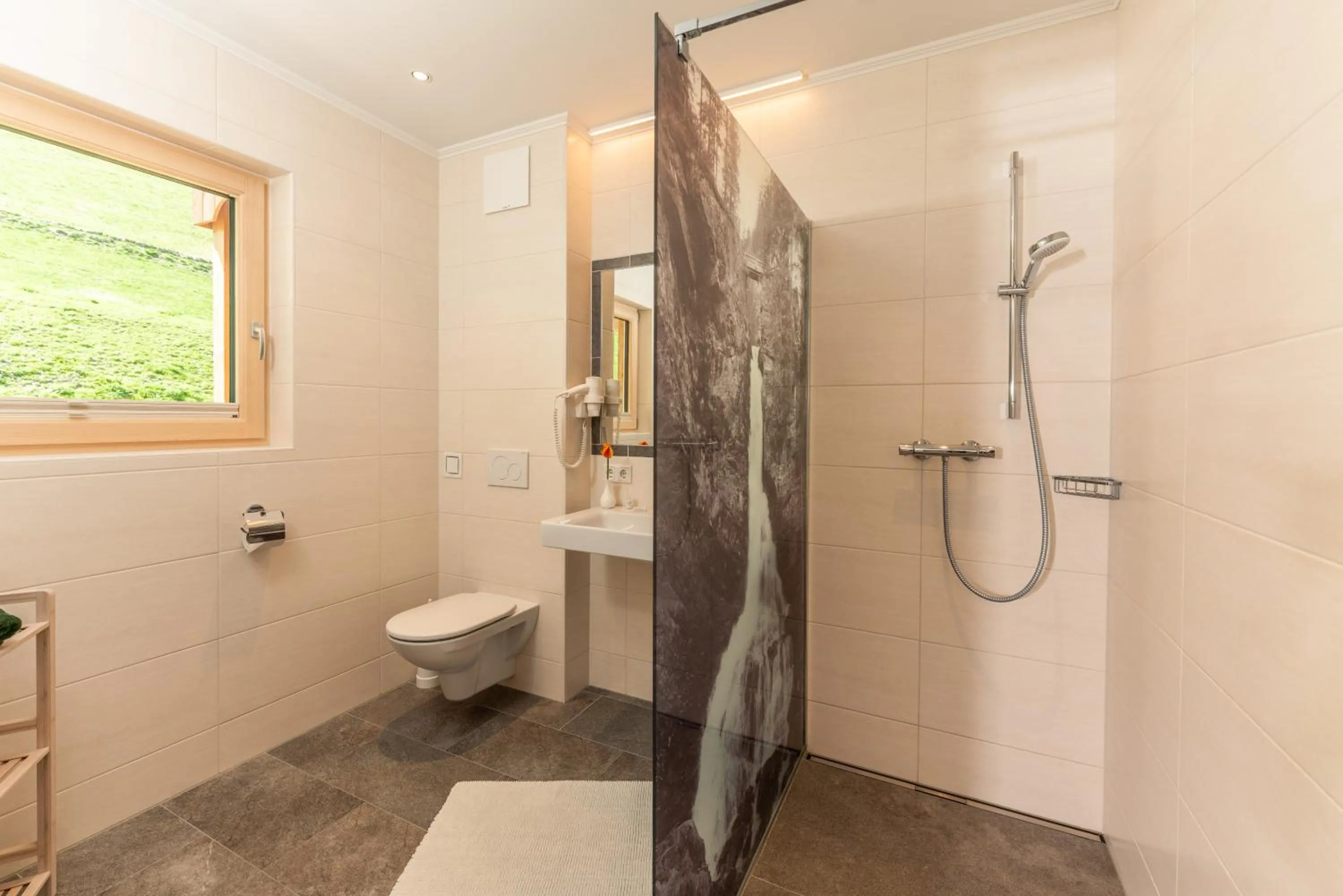 Bathroom in Hotel Starchlhof