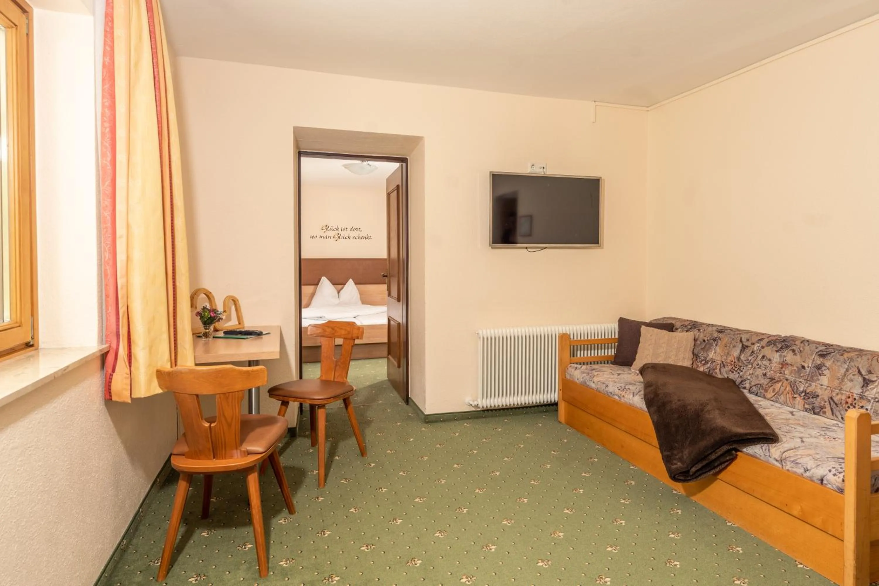 Bedroom, Bed in Hotel Starchlhof