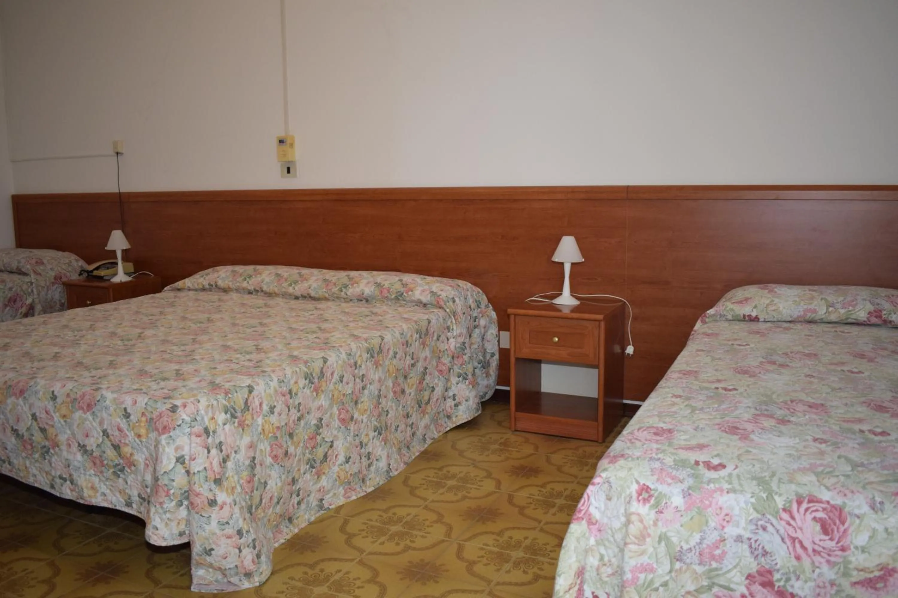 Bed in Hotel Astoria