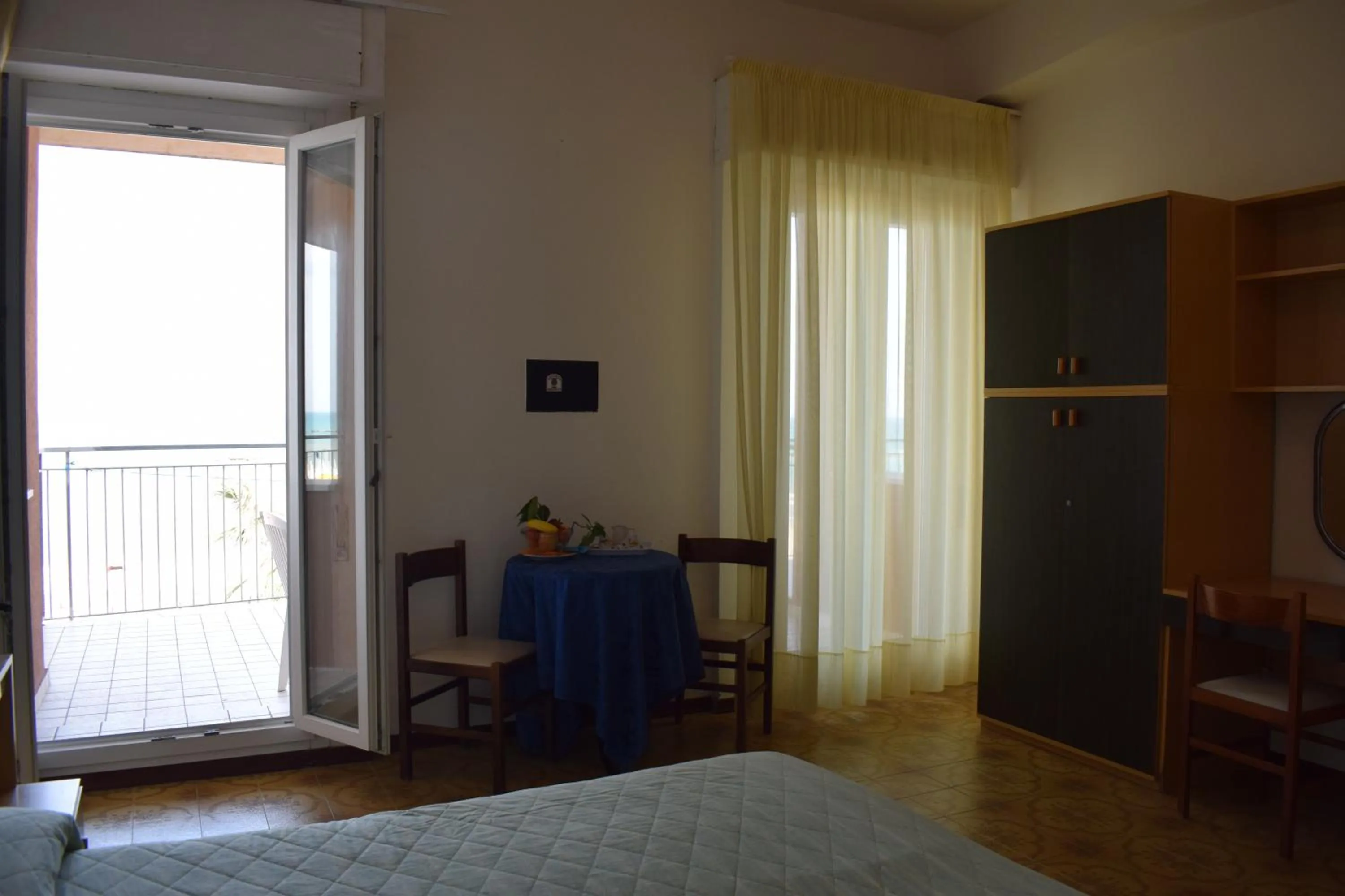 Day, Bed in Hotel Astoria