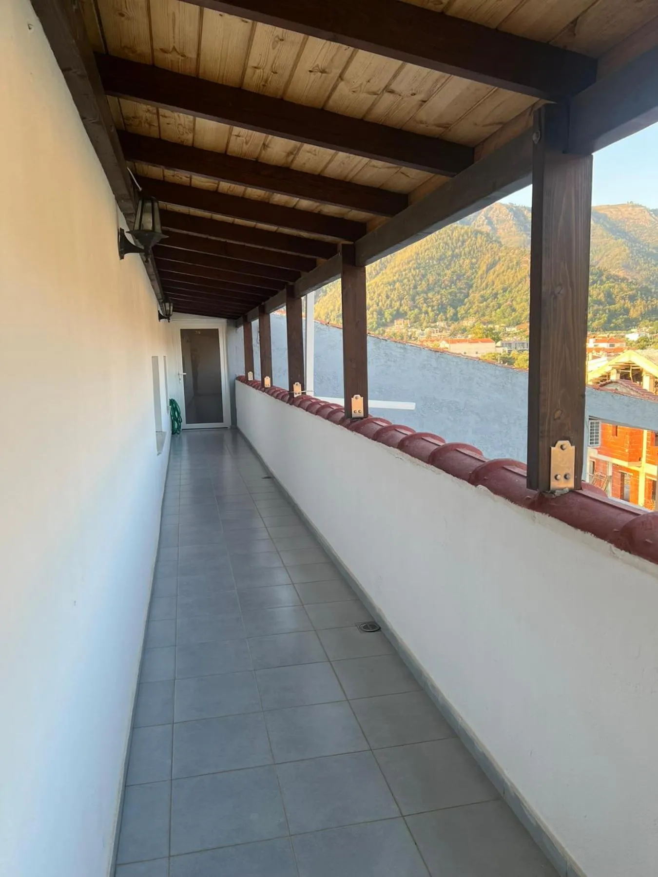 Ellas Hotel
