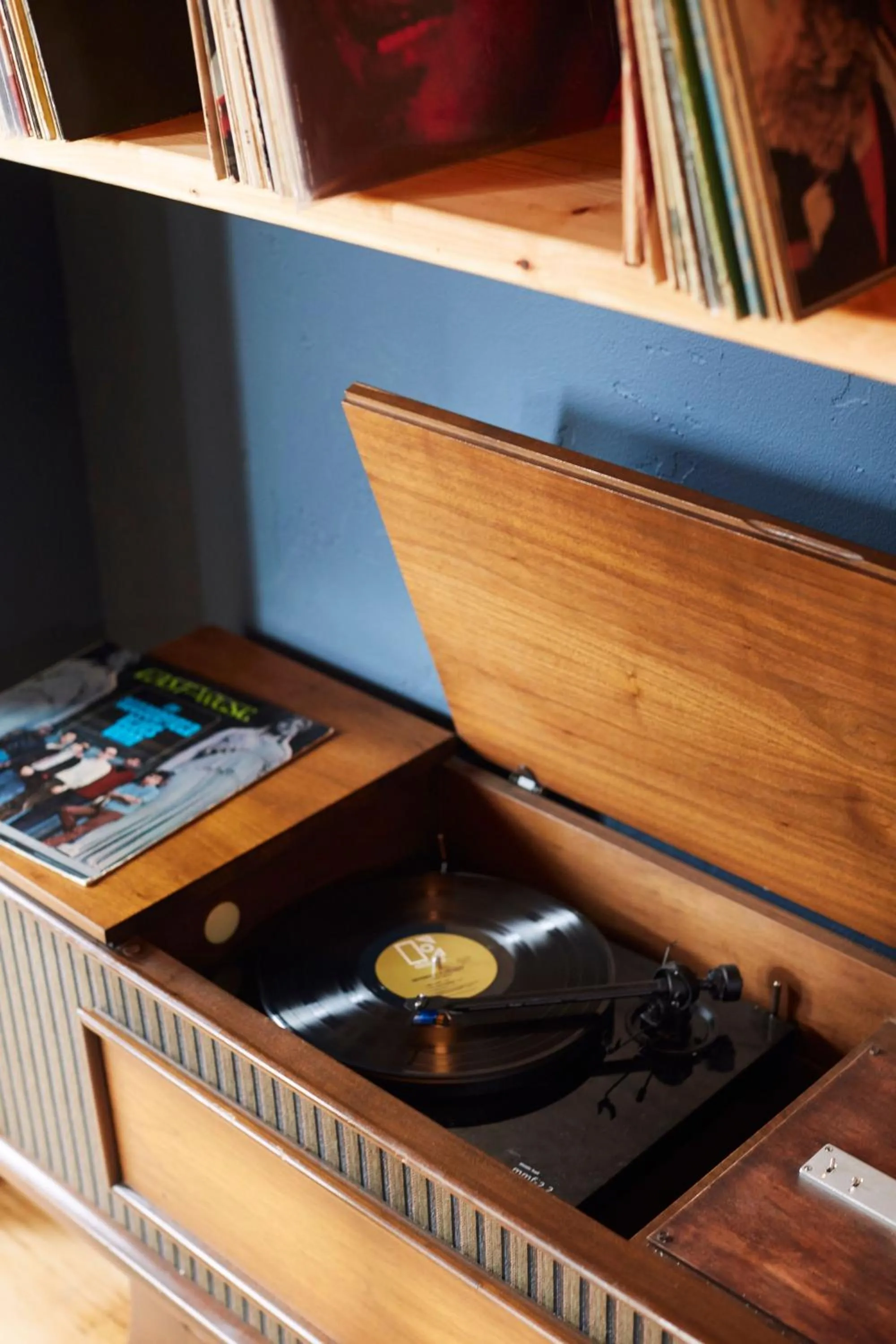 Decorative detail in The Suttle Lodge & Boathouse