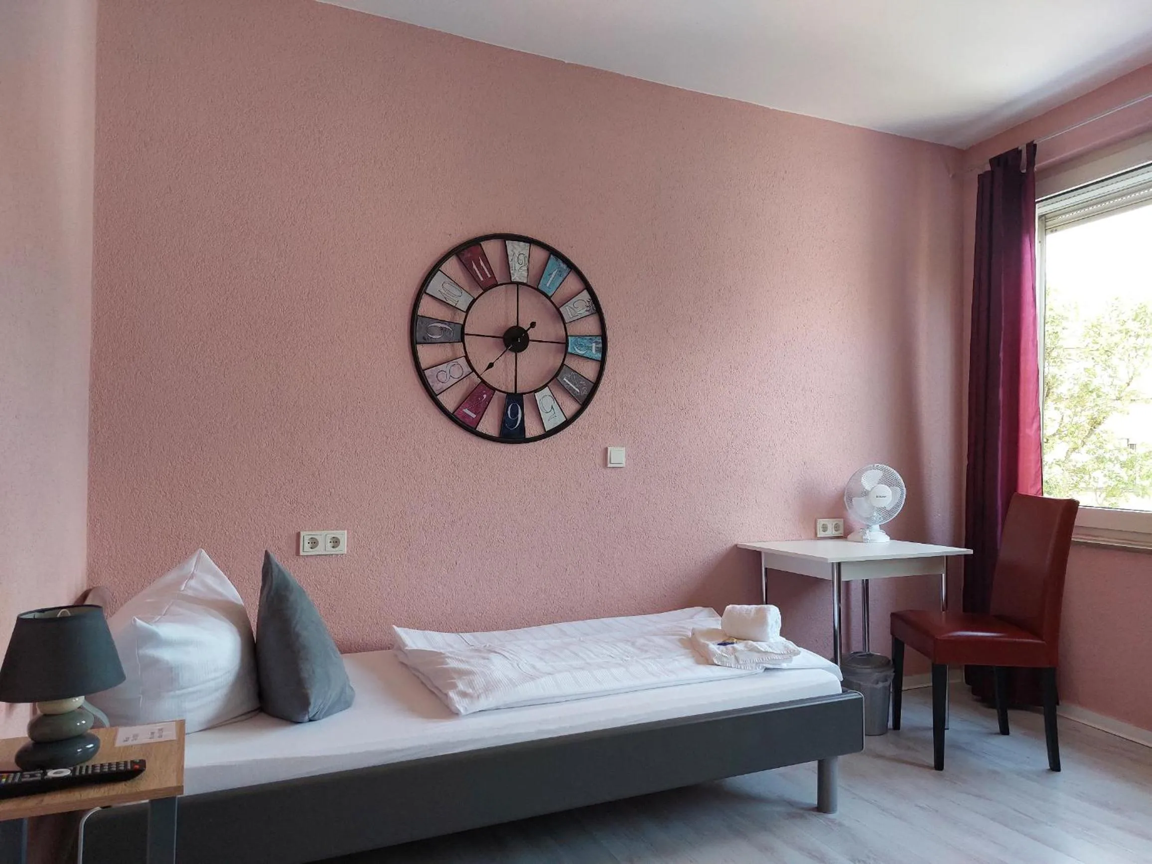 Bed in Ricks City Hotel