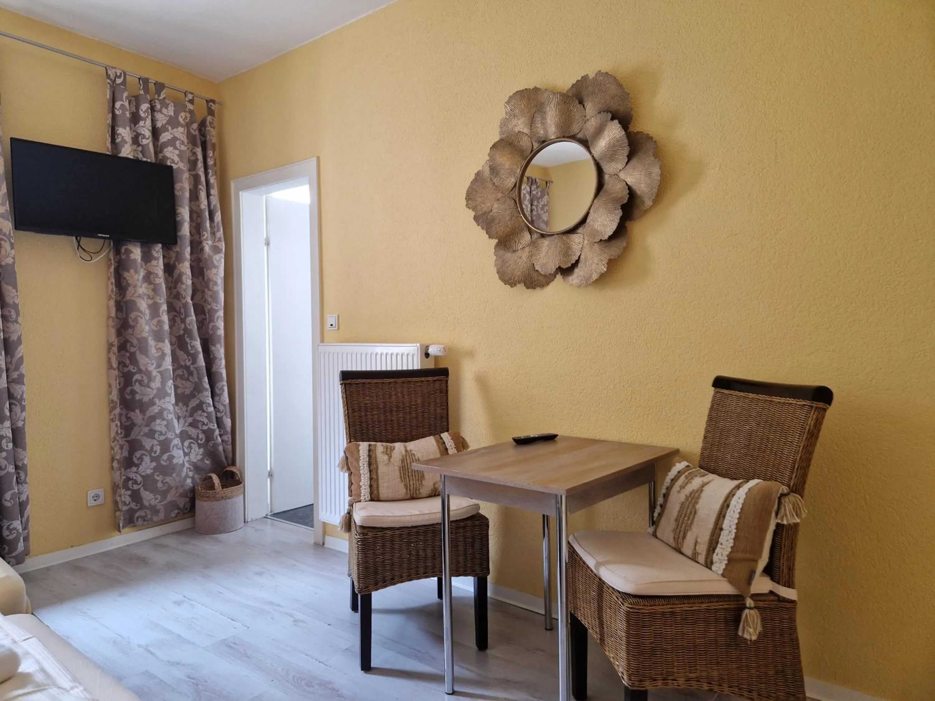 Seating area in Ricks City Hotel