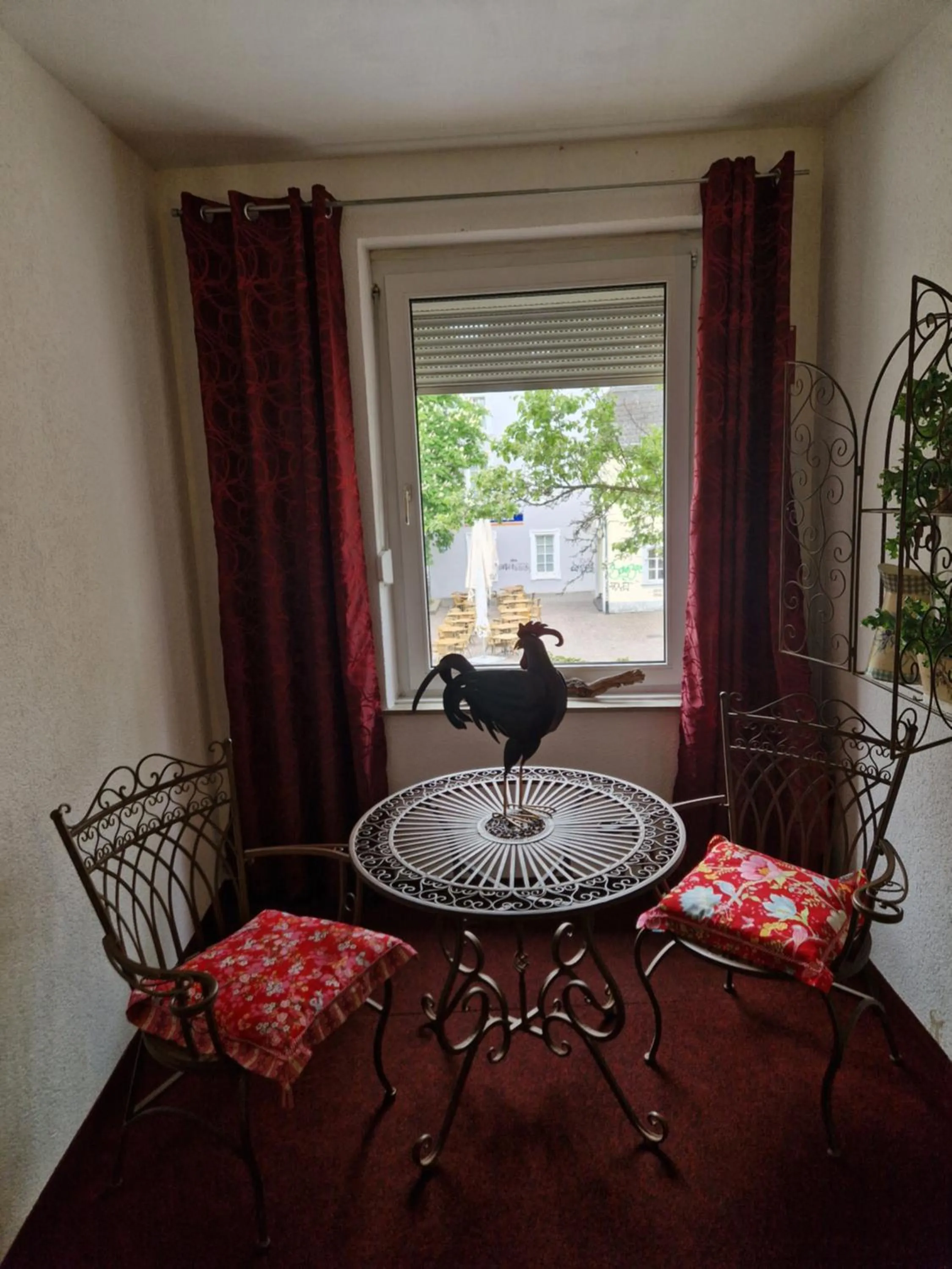 Seating area in Ricks City Hotel