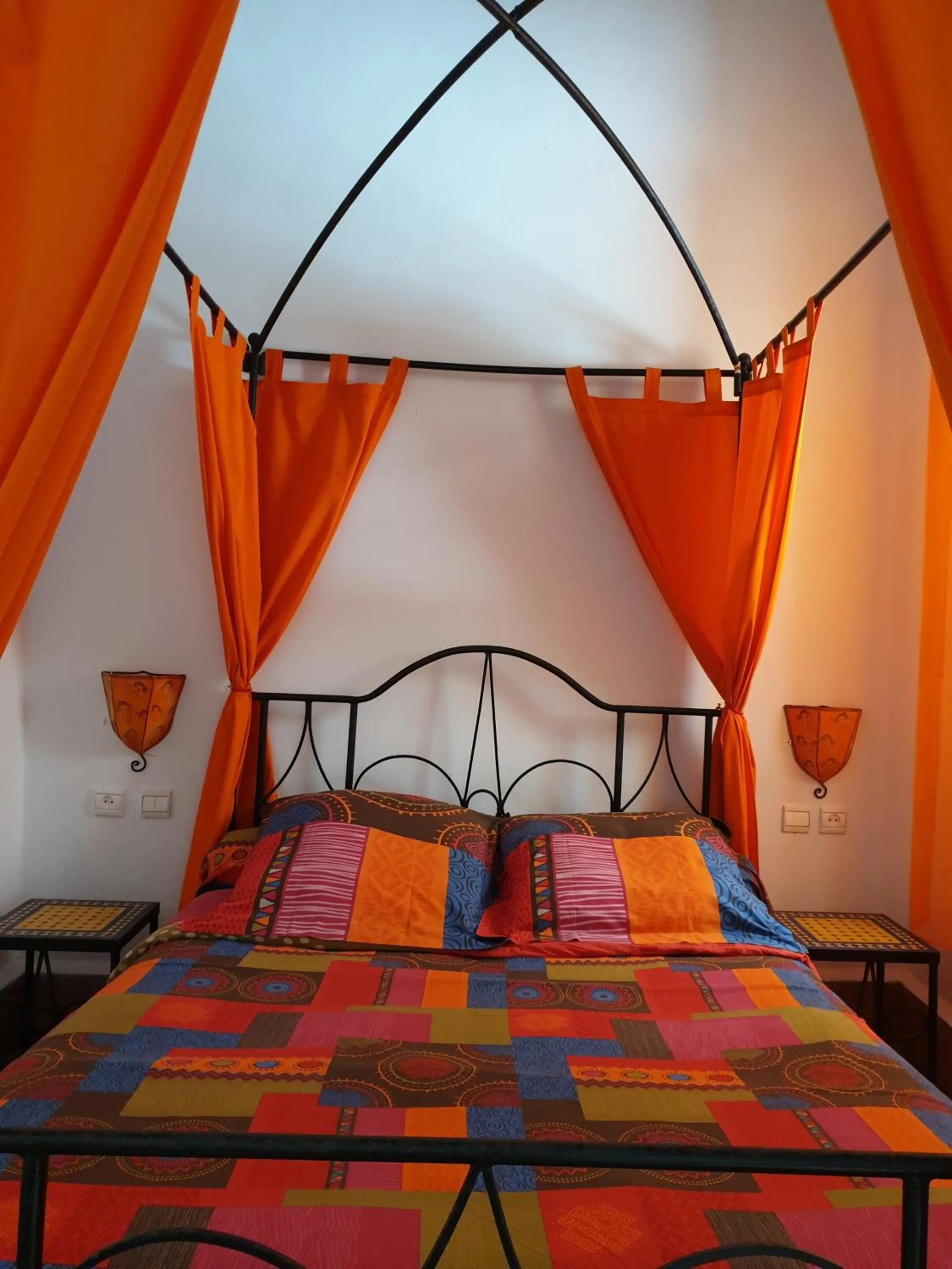 Bed in Riad Sidi Magdoul