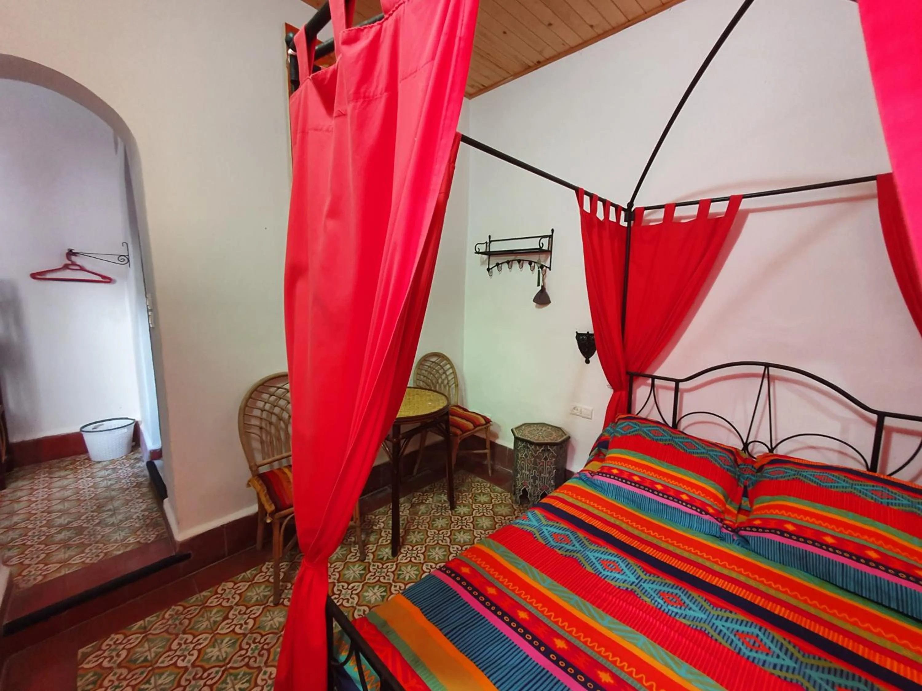 Photo of the whole room, Bed in Riad Sidi Magdoul