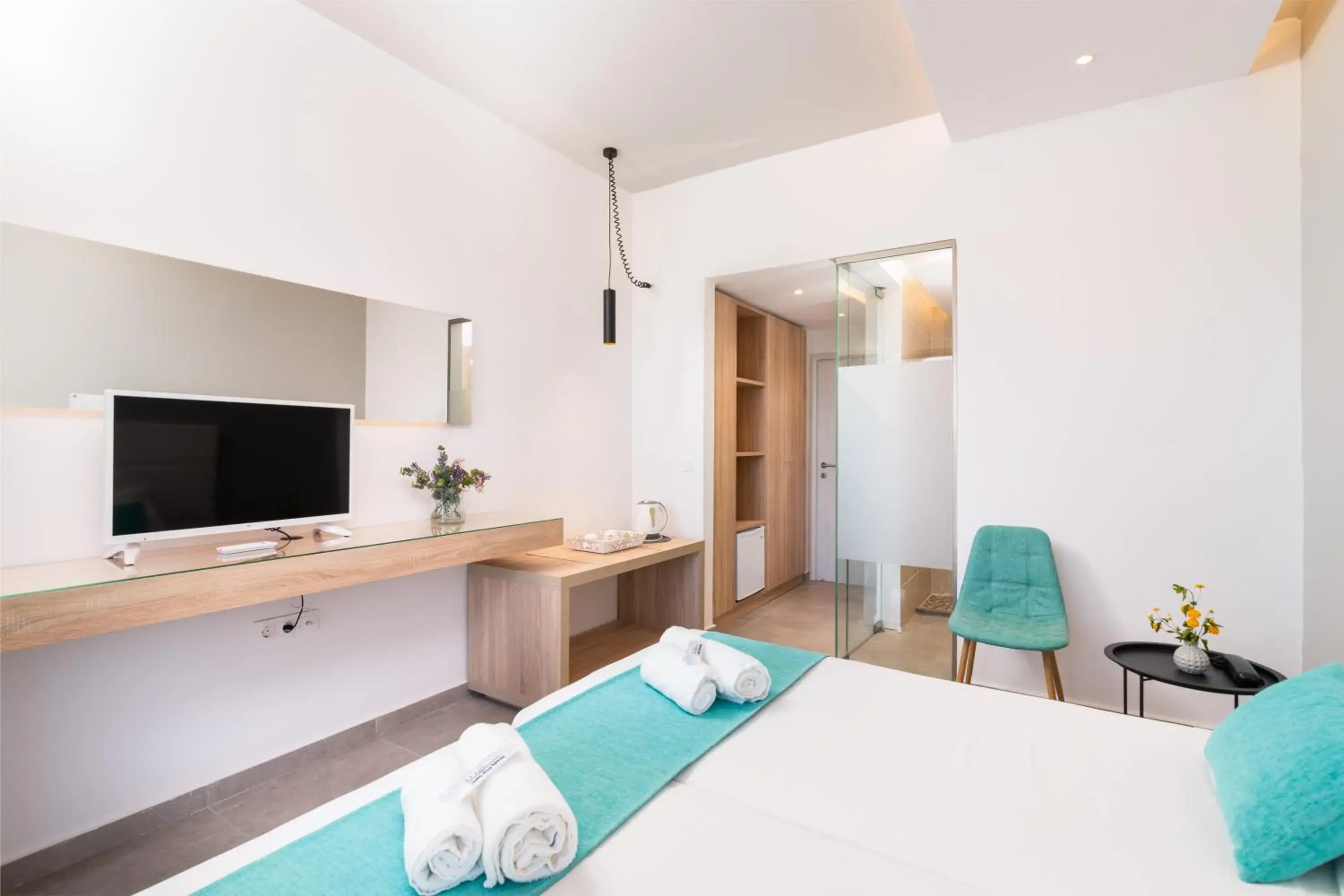 Photo of the whole room in Happy Days Hotel, Adults Only Photo of the whole room in Happy Days Hotel, Adults Only