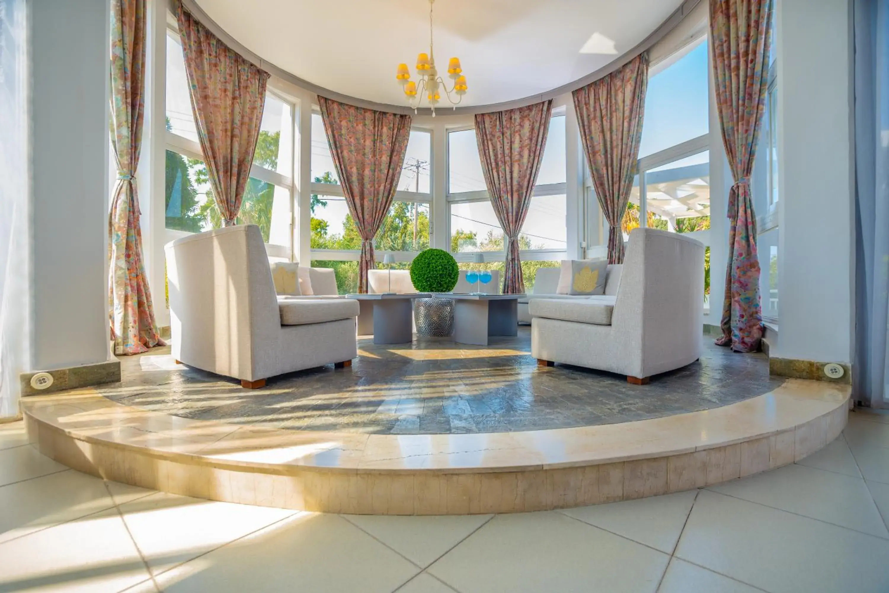 Lobby or reception in Happy Days Hotel, Adults Only Lobby or reception in Happy Days Hotel, Adults Only