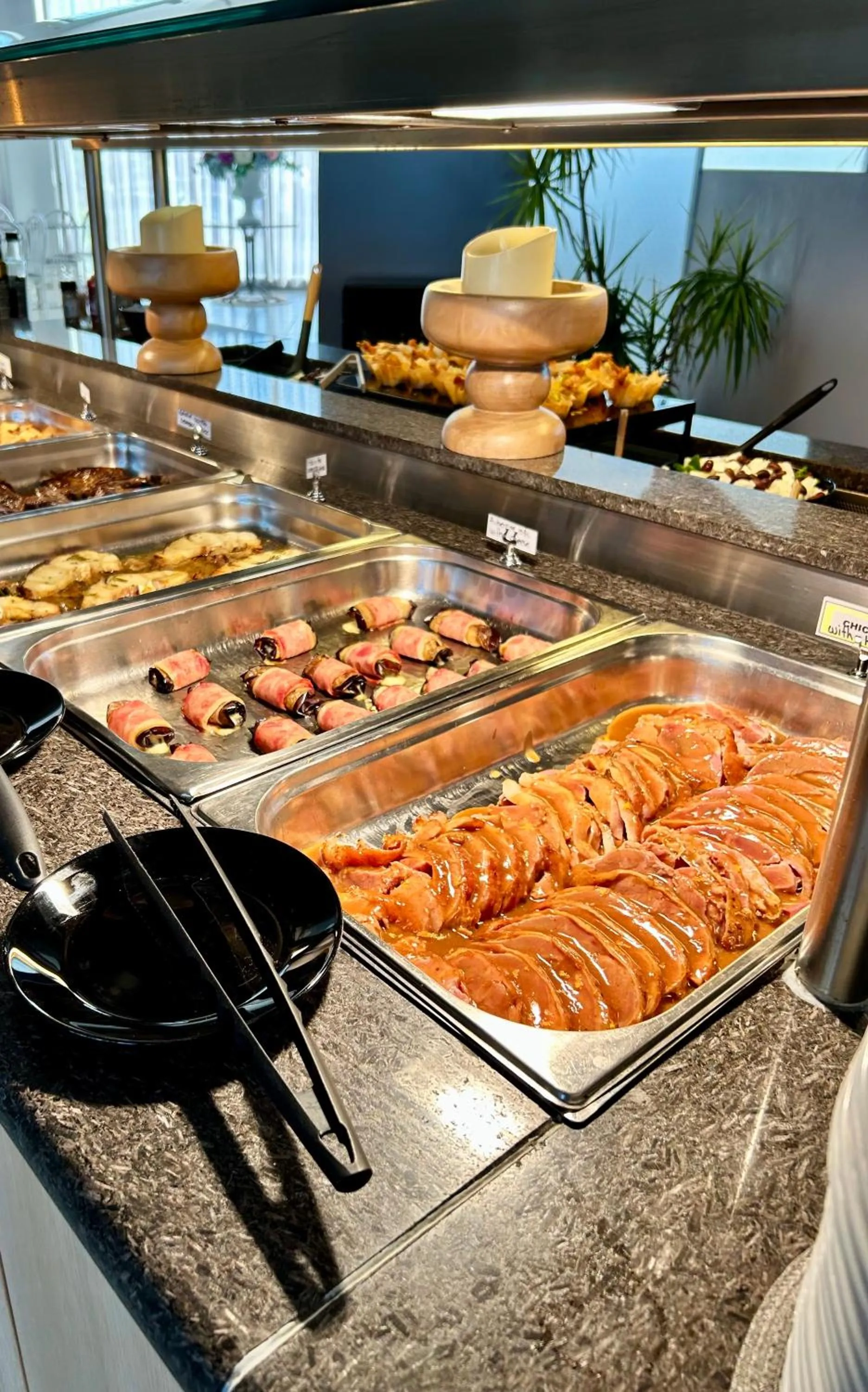 Food and drinks in Happy Days Hotel, Adults Only