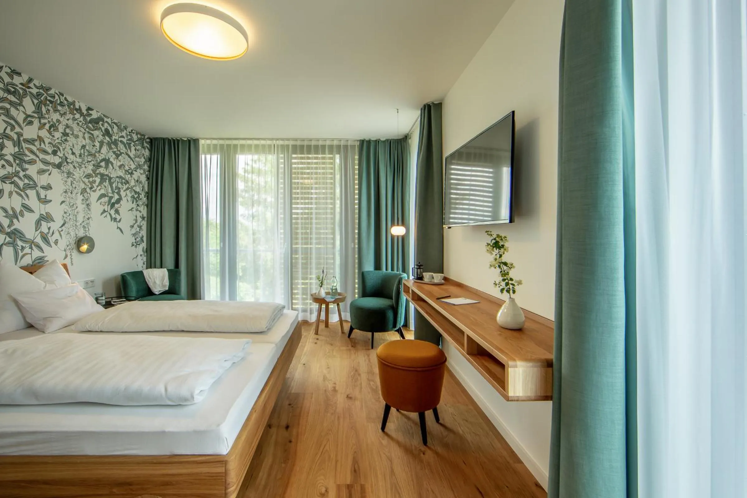 Living room, Bed in Seehörnle Bio Hotel & Gasthaus