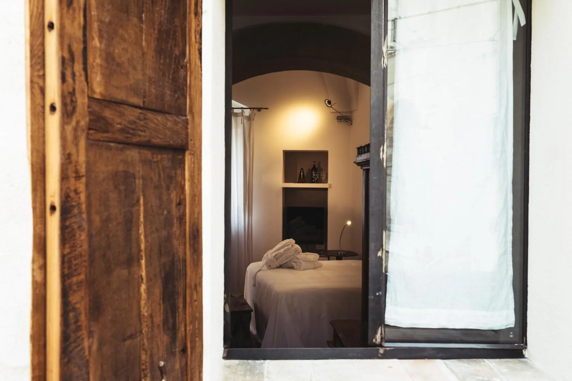 Facade/entrance, Bed in Corte San Pietro