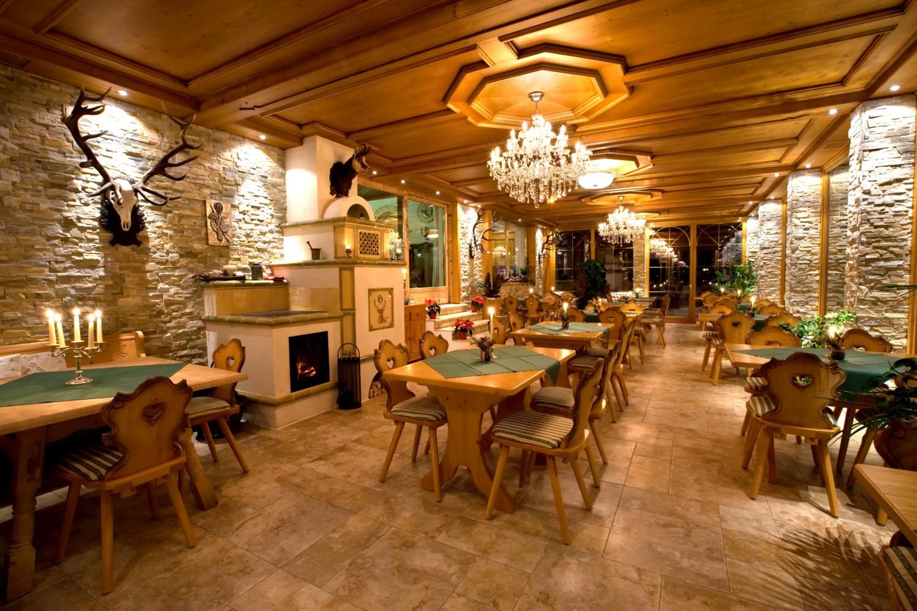 Restaurant/places to eat in Seehotel Hartung & Ferienappartements