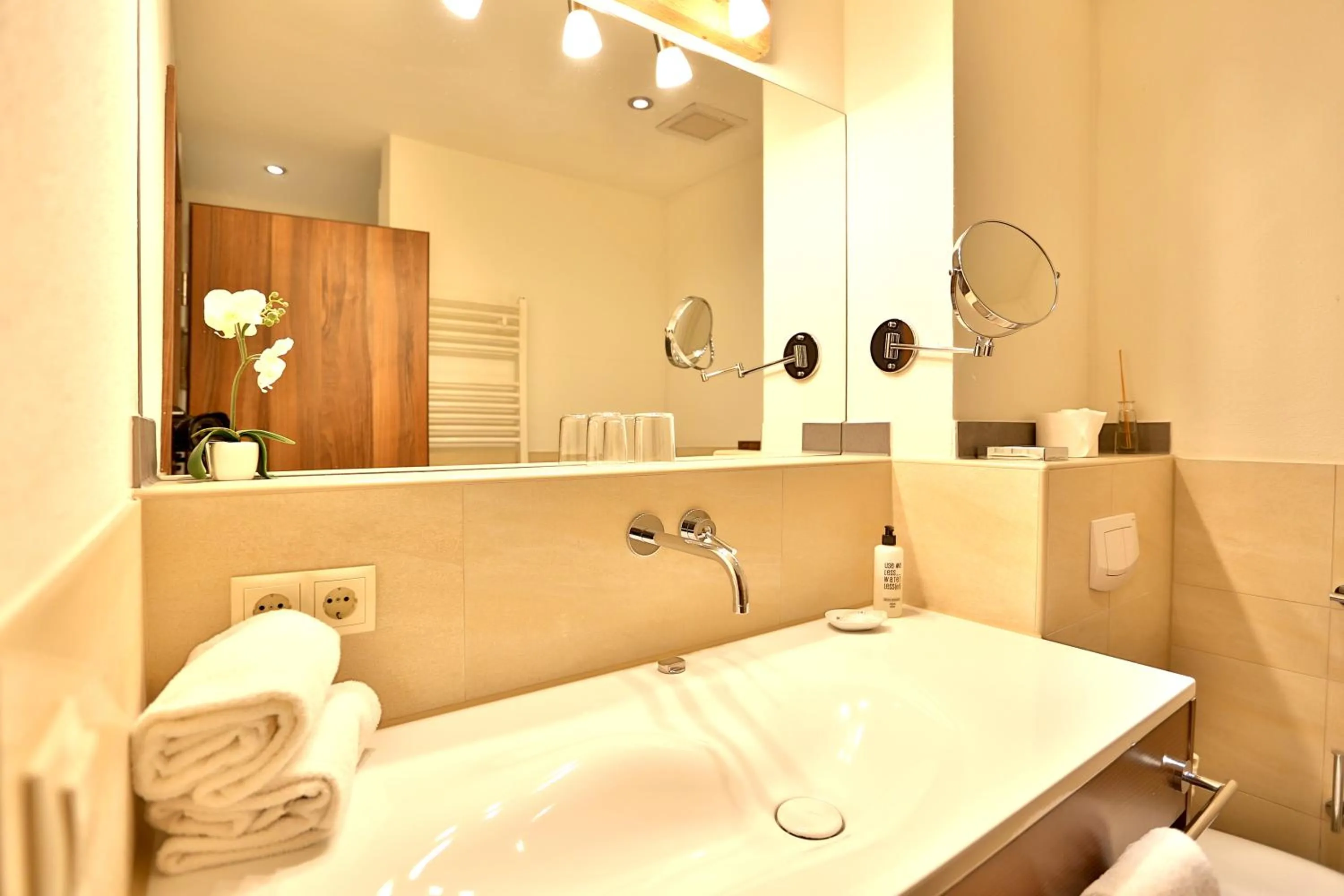 Bathroom in Seehotel Hartung & Ferienappartements