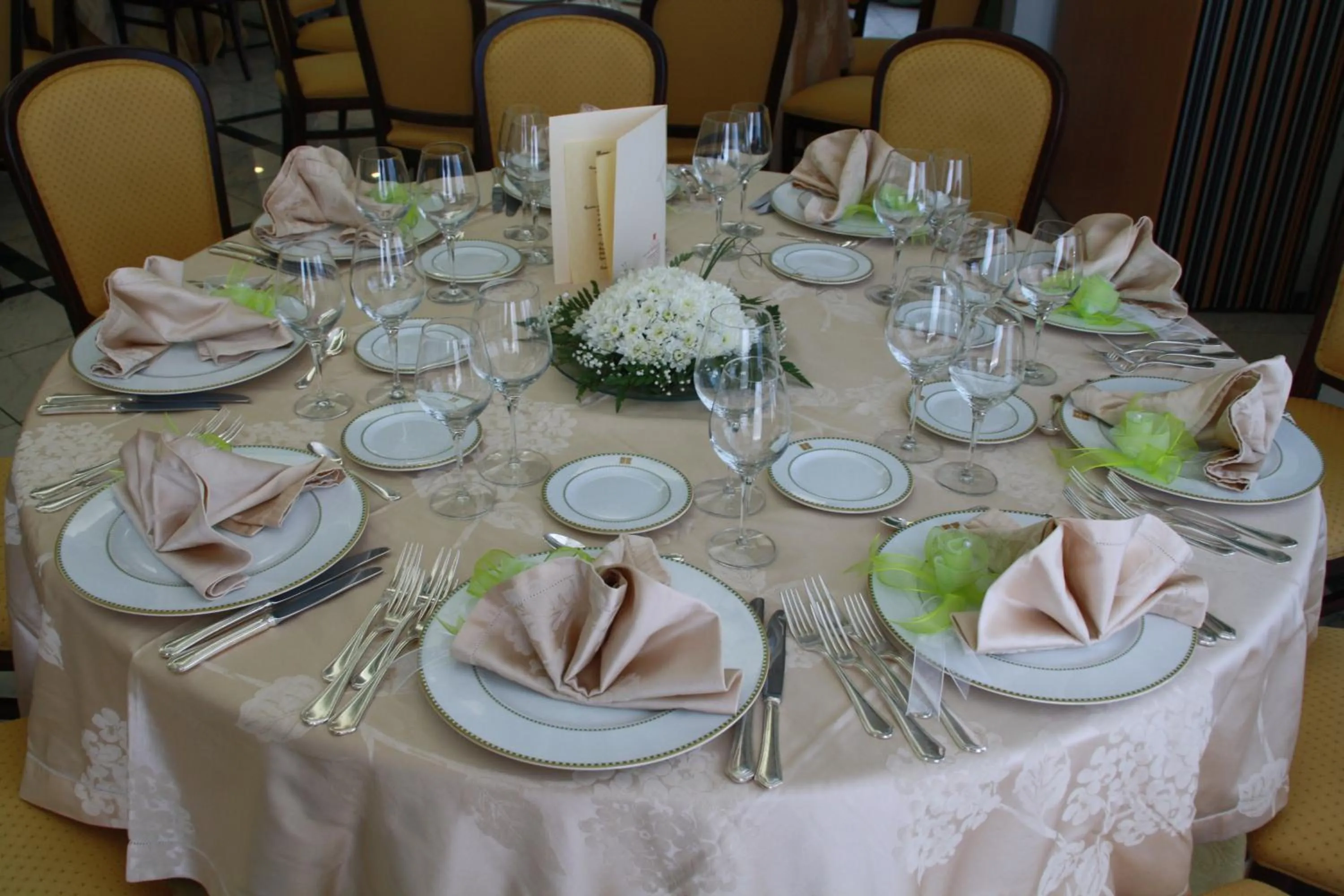 Restaurant/places to eat in Hotel Villaggio Club Altalia